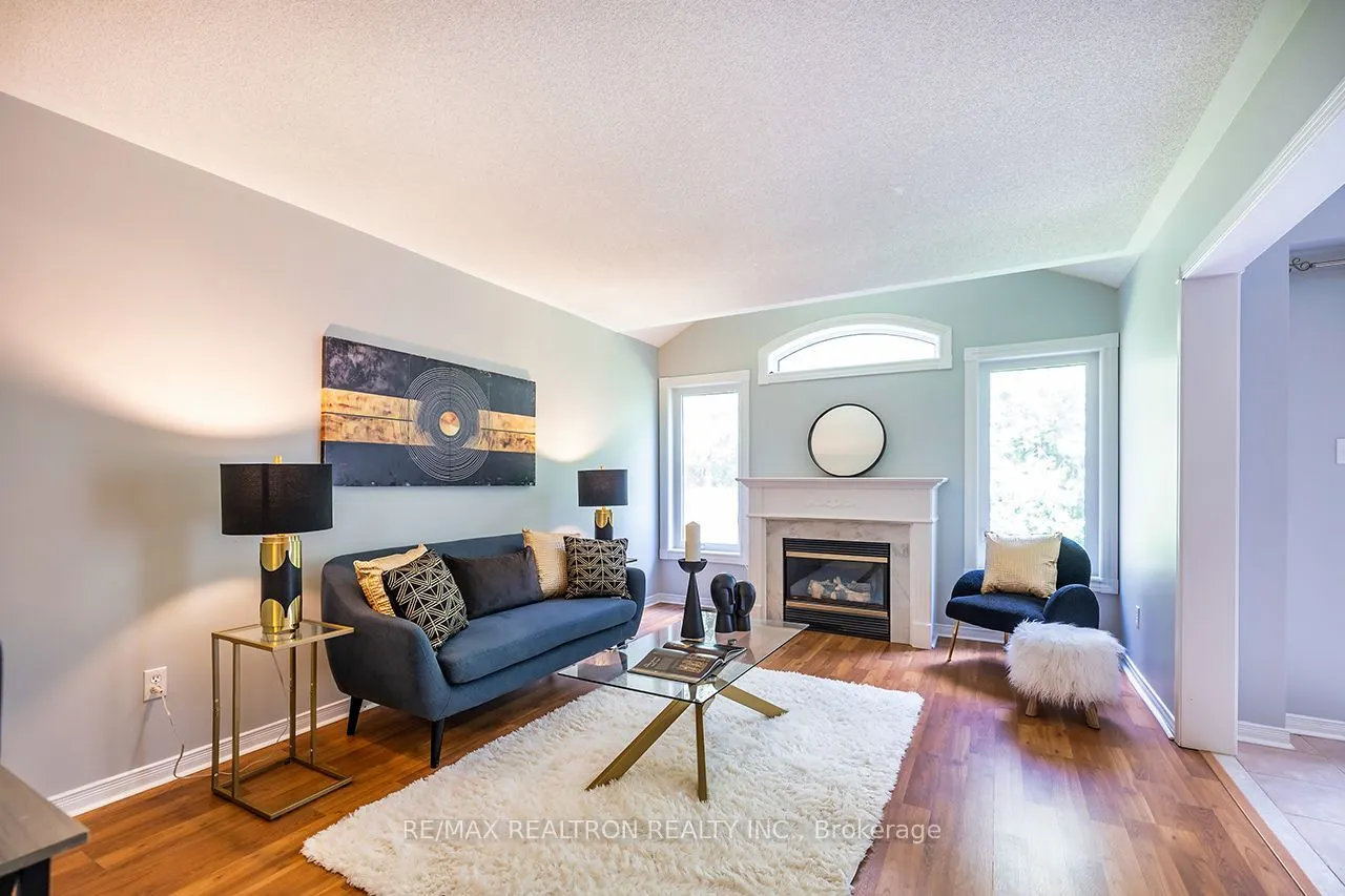 82 Beachgrove Crescent