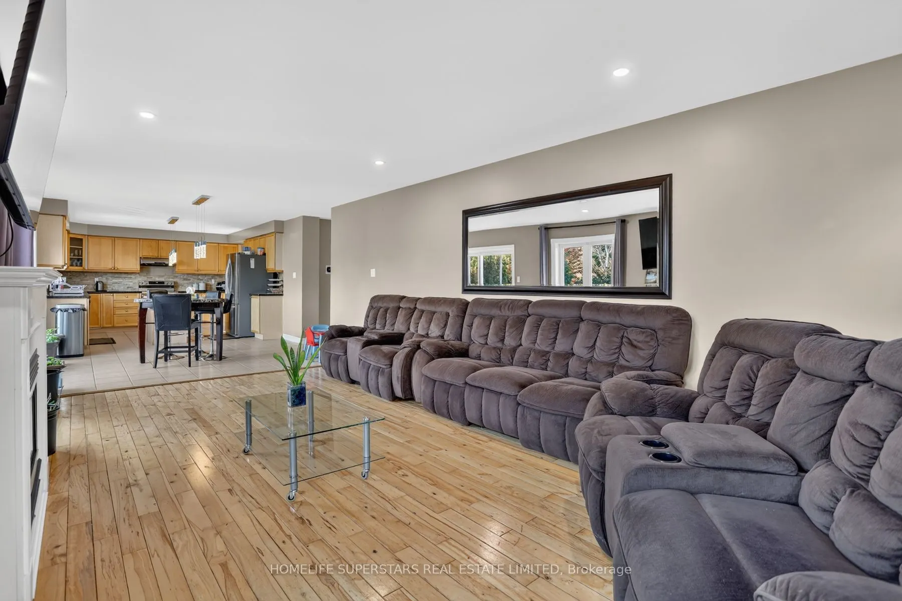 29 Westacott Crescent