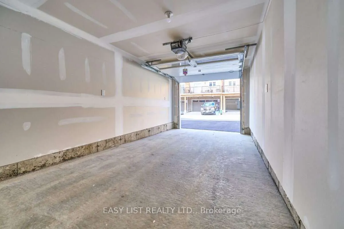 27 Nady Lane