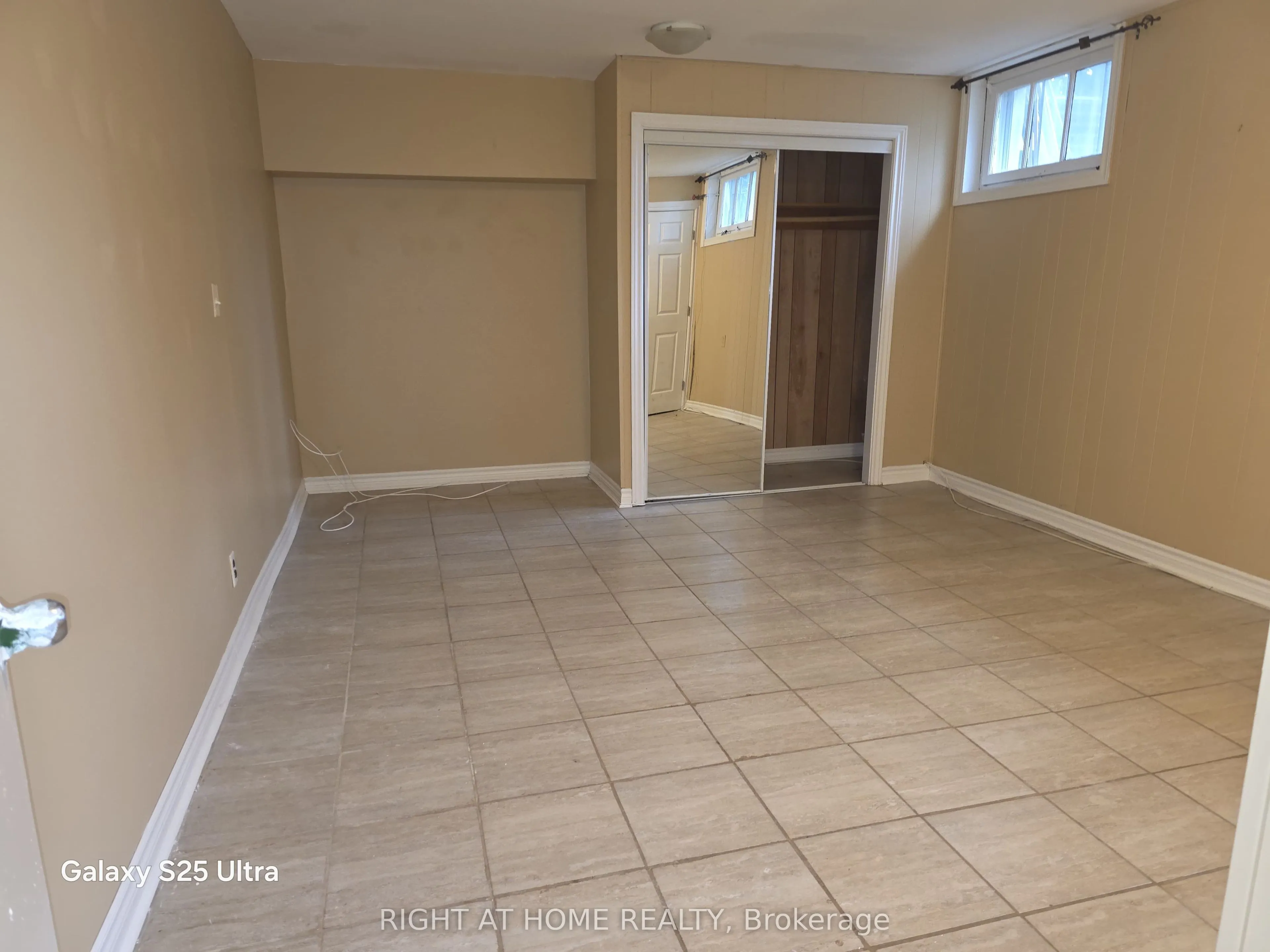 1715 Rossland Road E #Basement