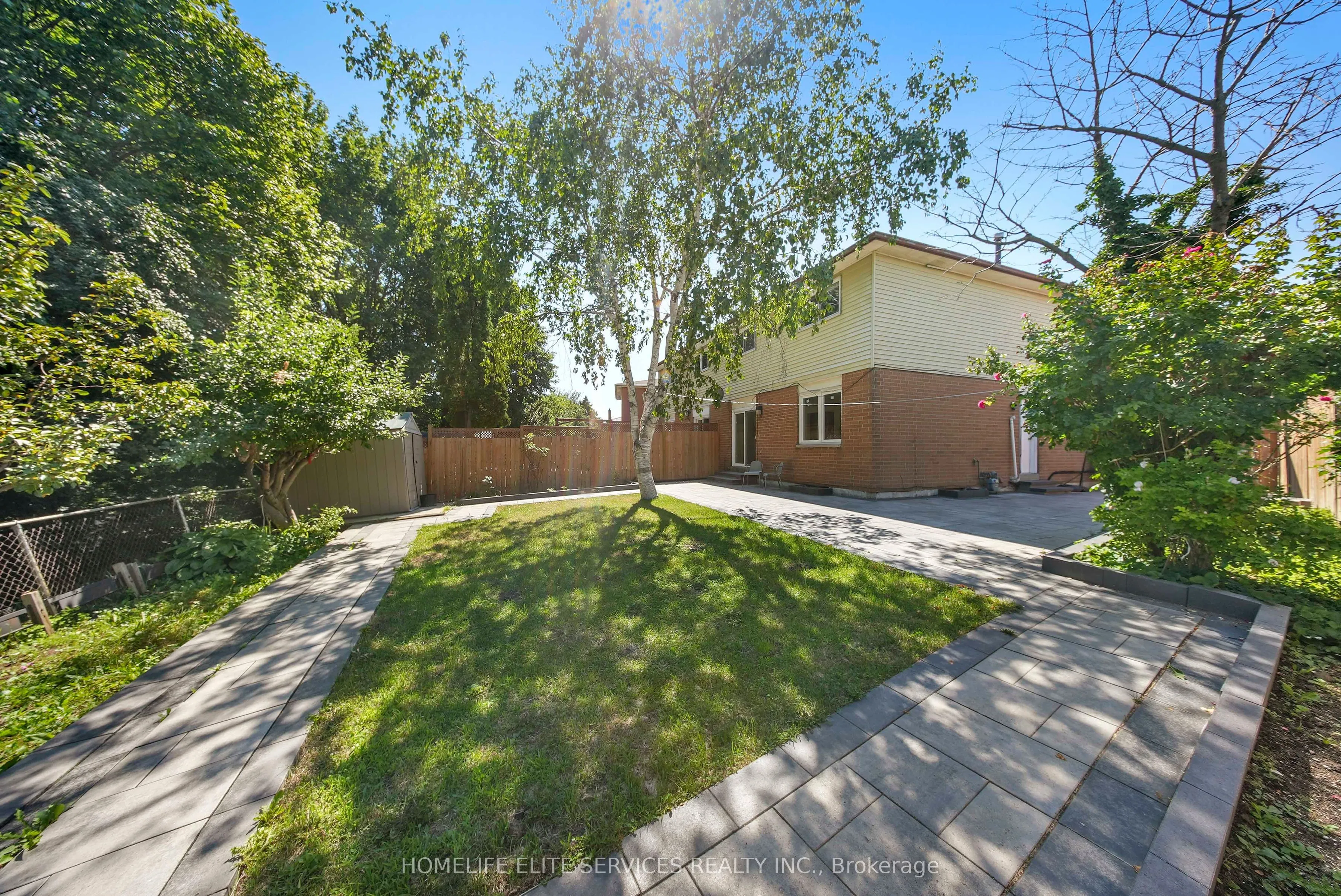 44 Greenhedges Court