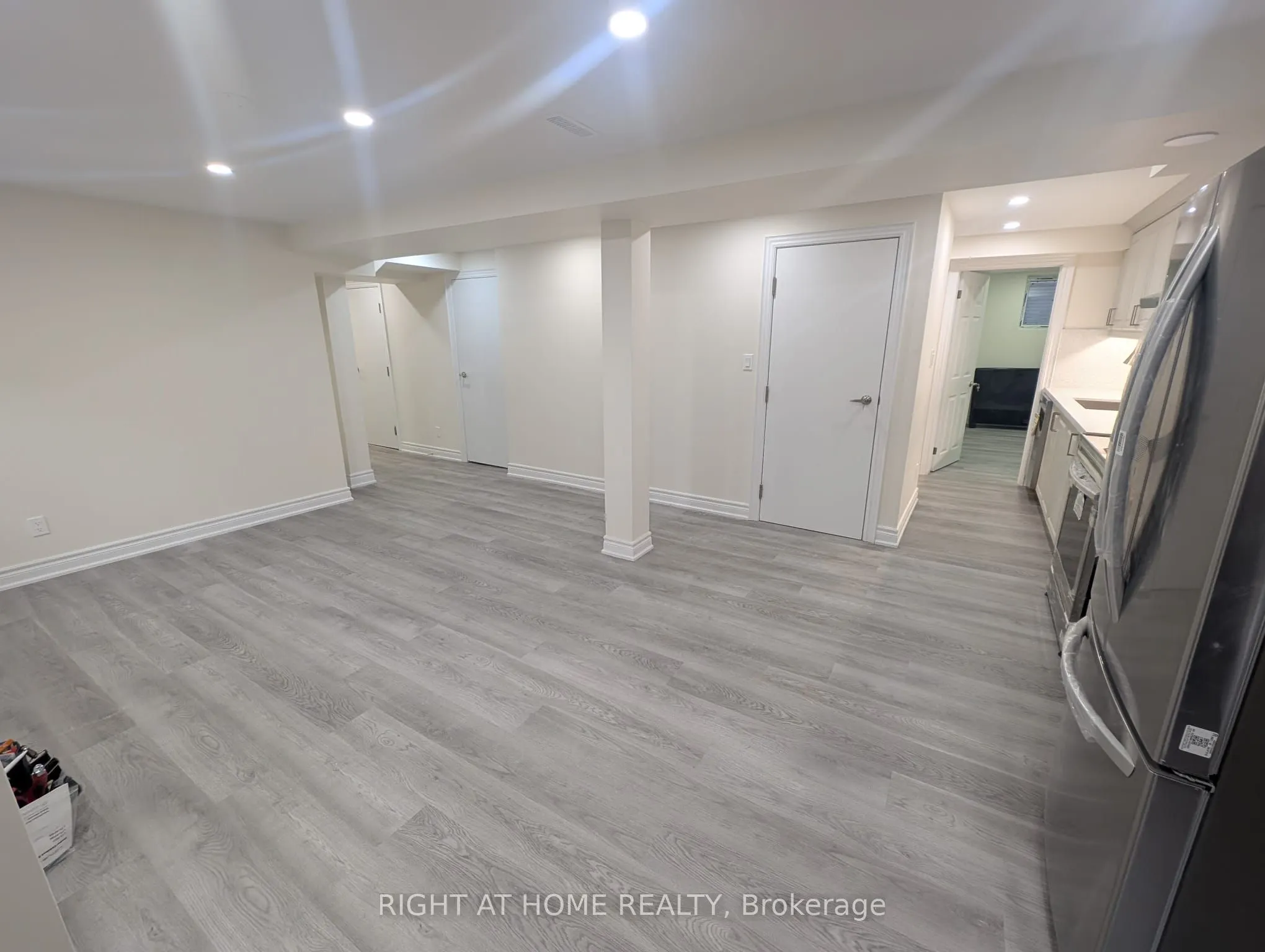 8 Mantell Crescent #Bsmt