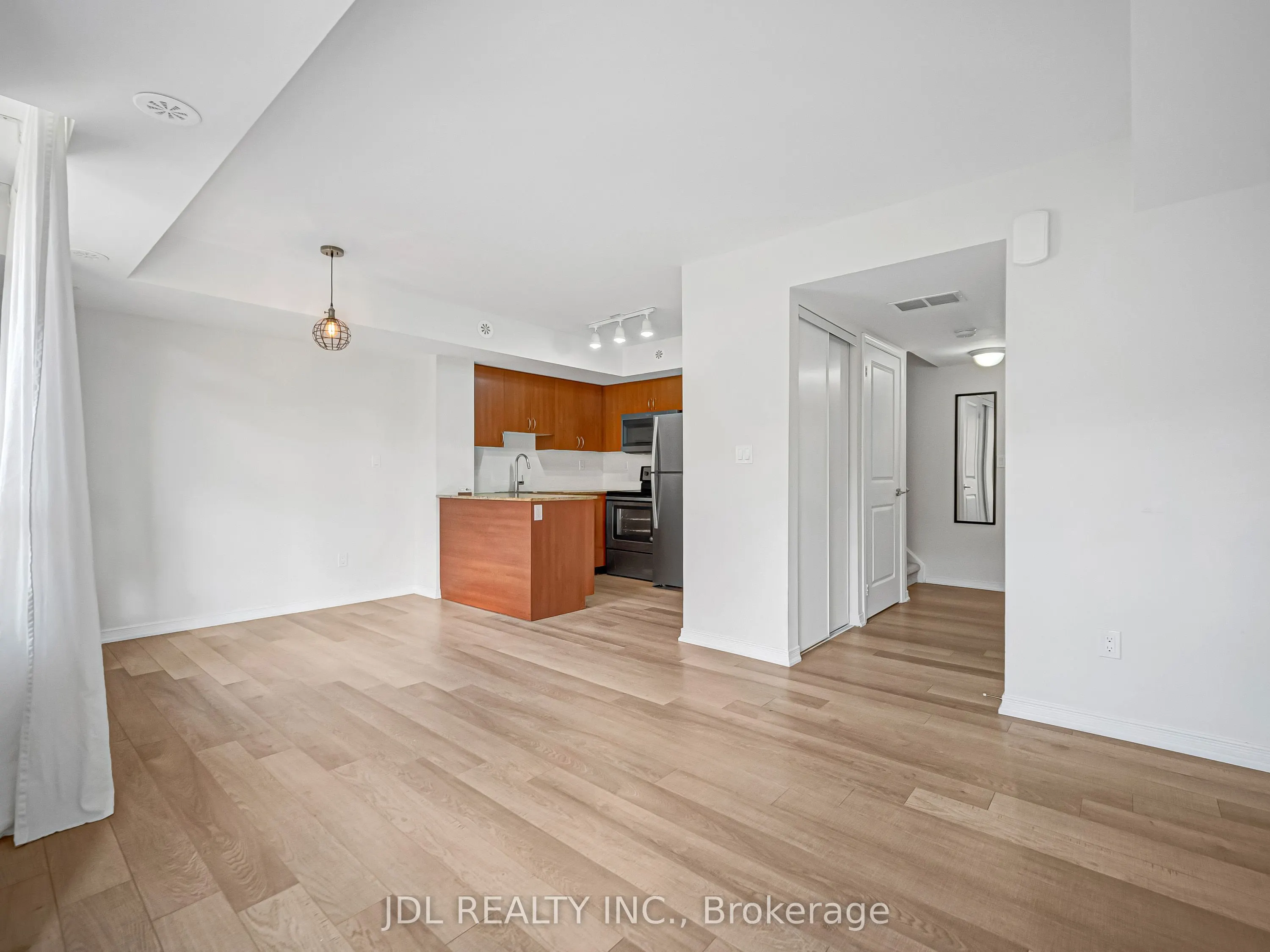 90 Orchid Place Drive #307