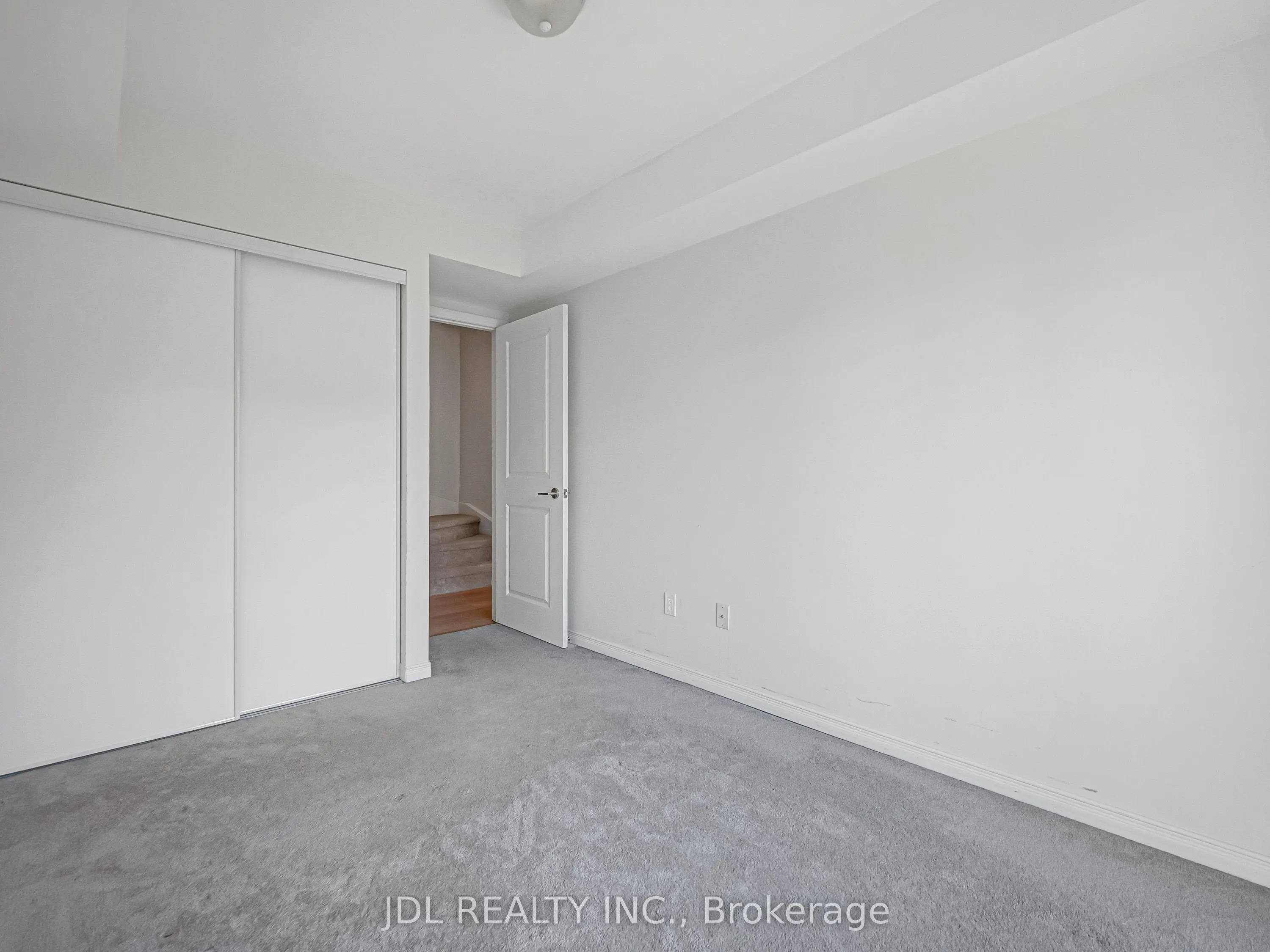 90 Orchid Place Drive #307