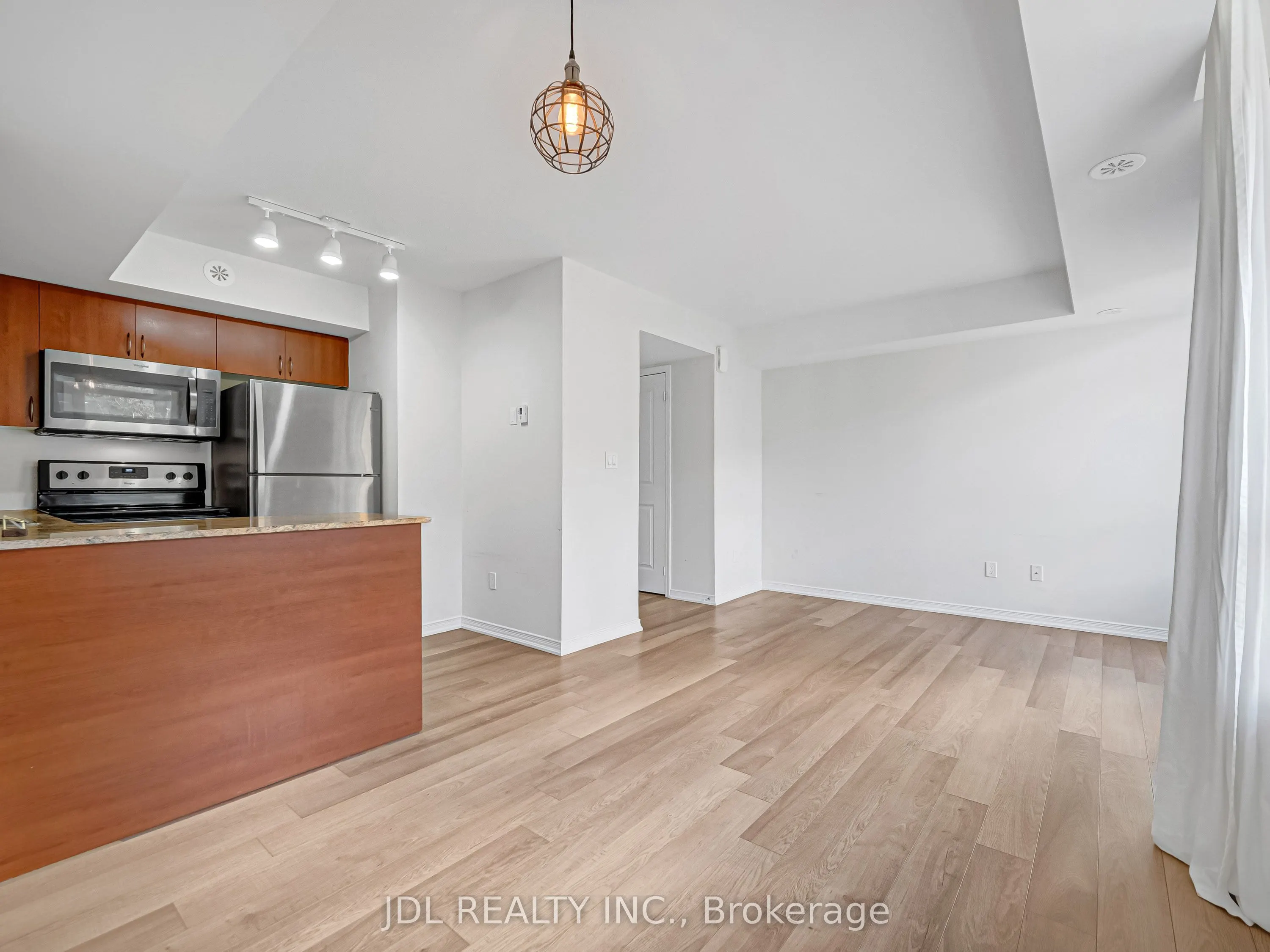 90 Orchid Place Drive #307