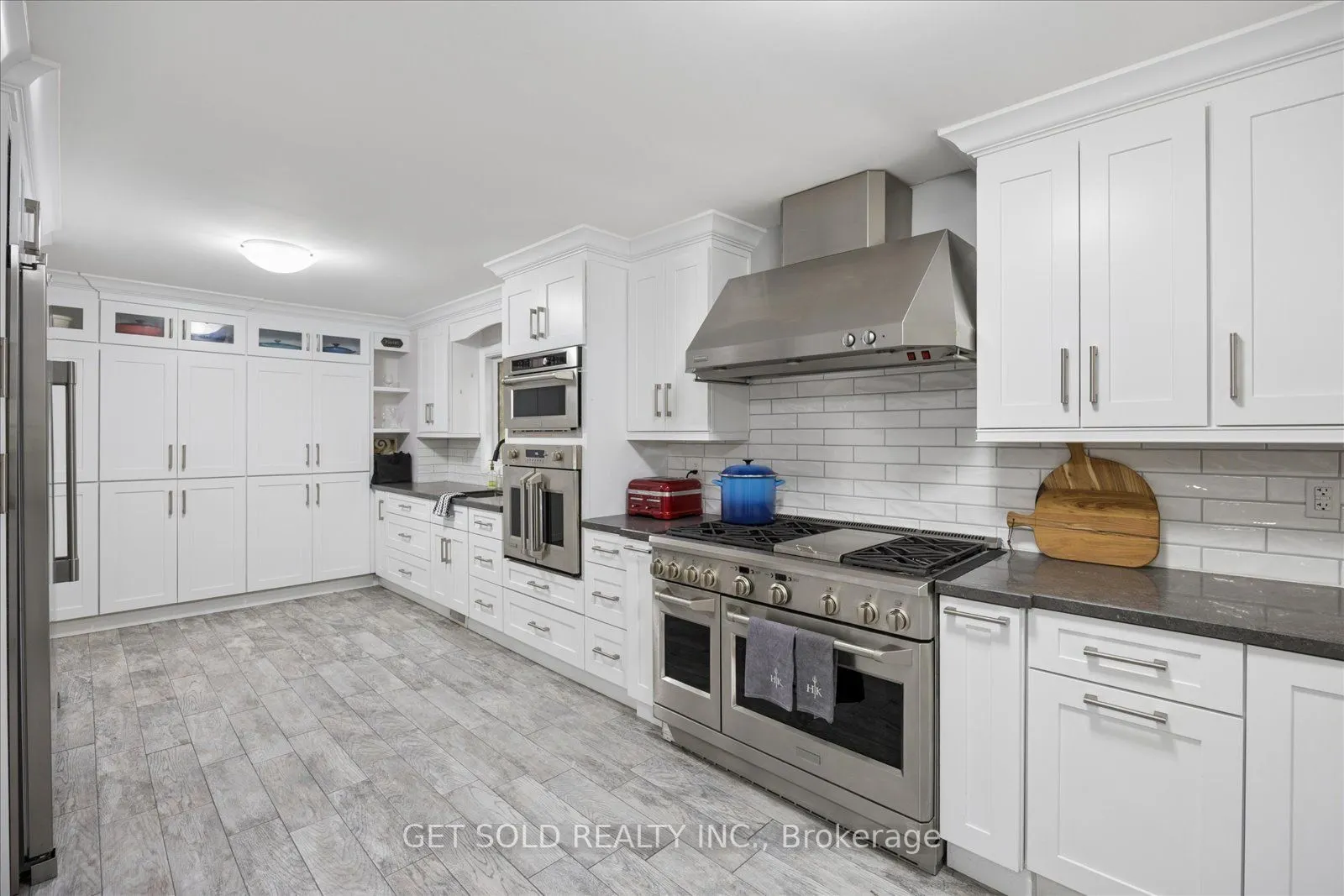 77 Linton Avenue