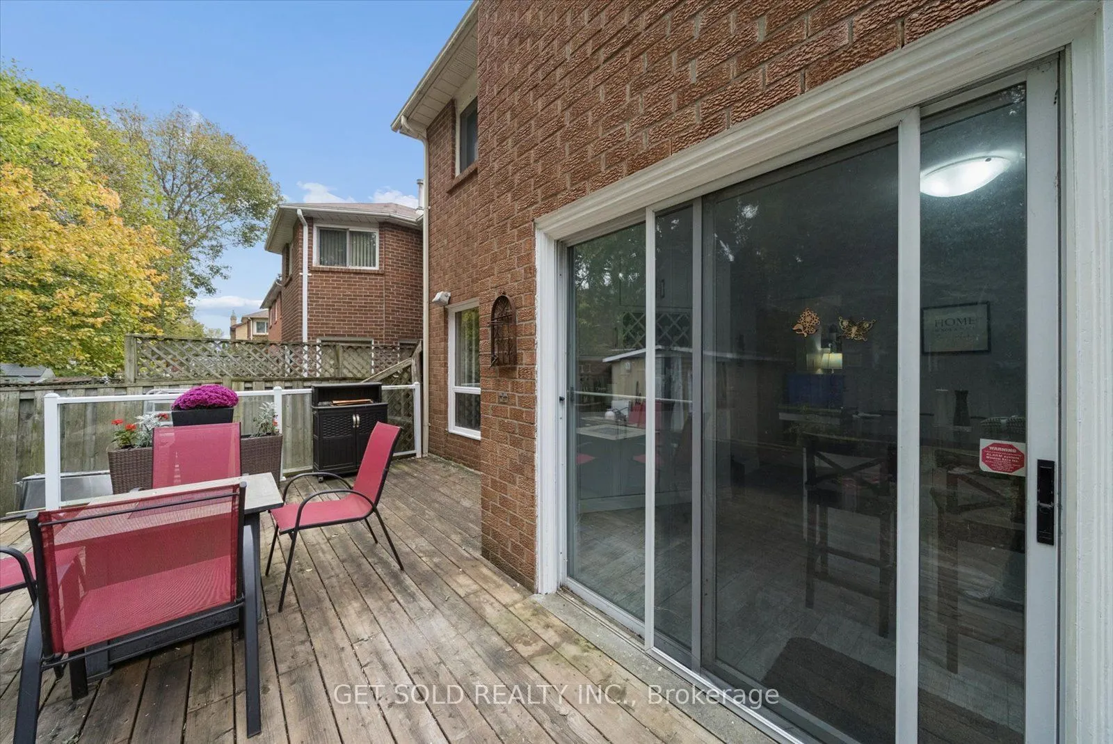 77 Linton Avenue
