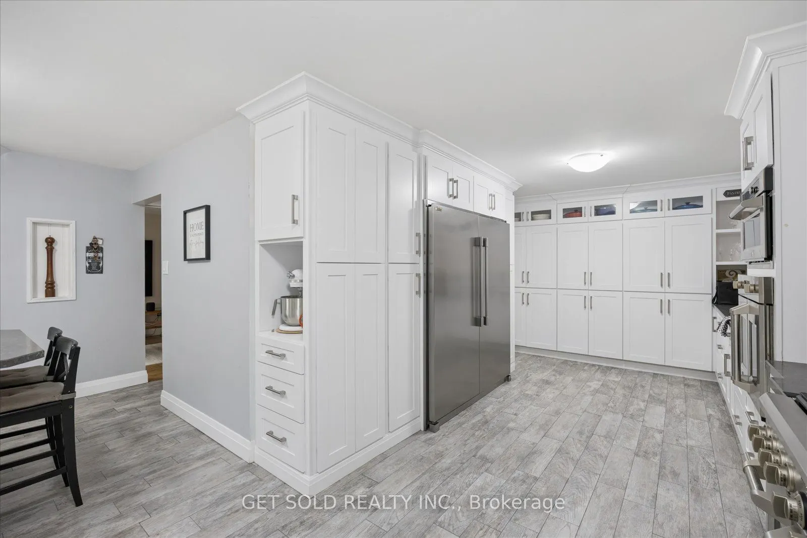 77 Linton Avenue