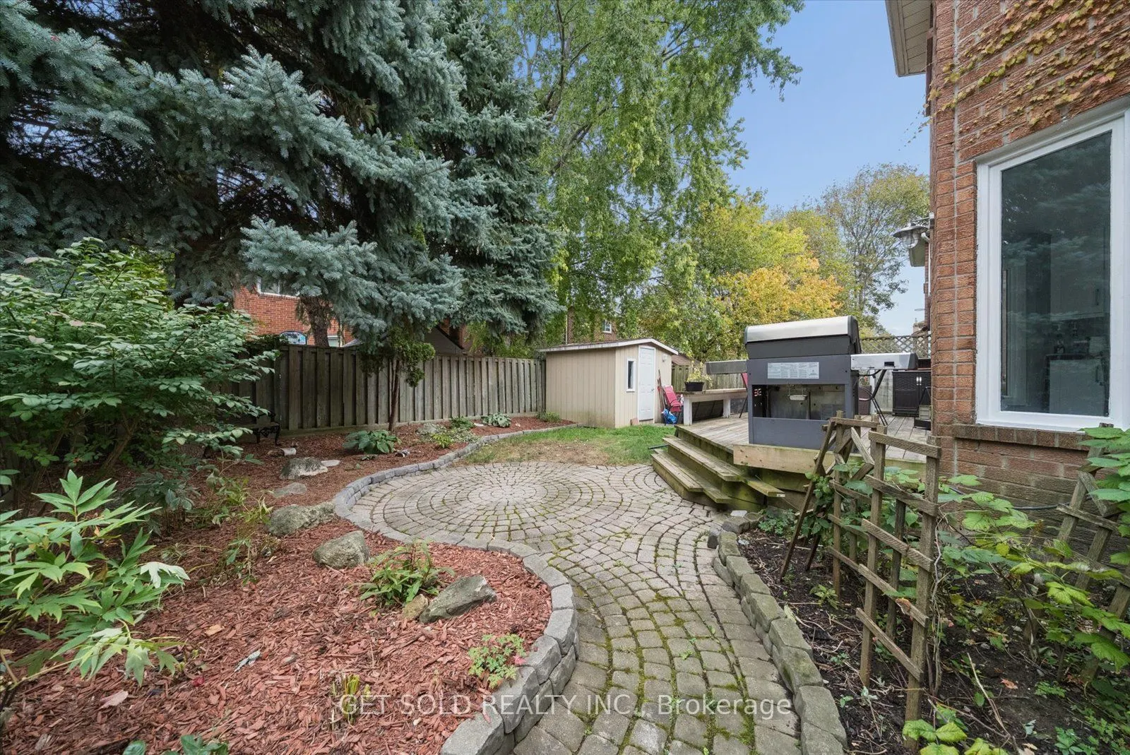 77 Linton Avenue