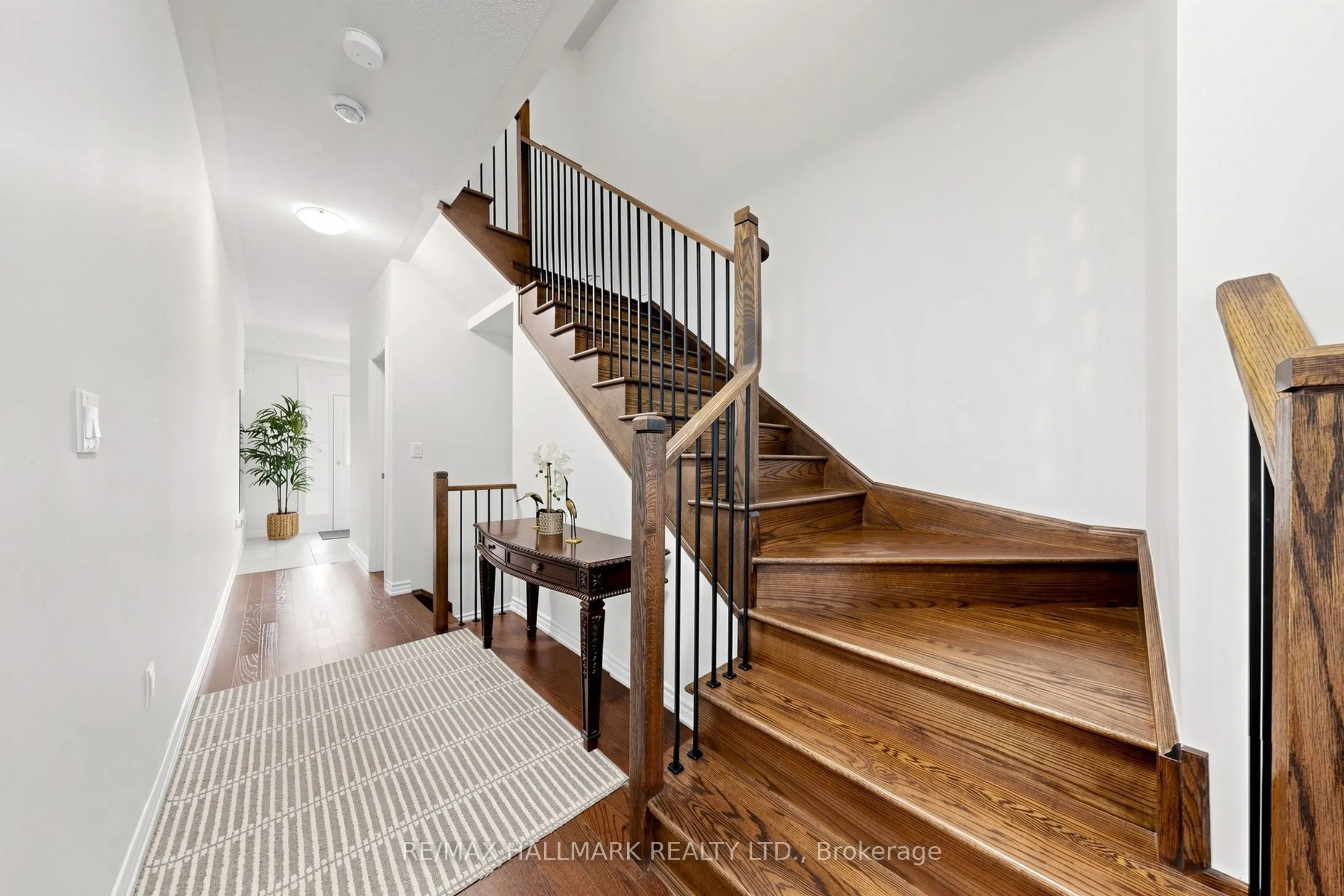 37 Velvet Drive