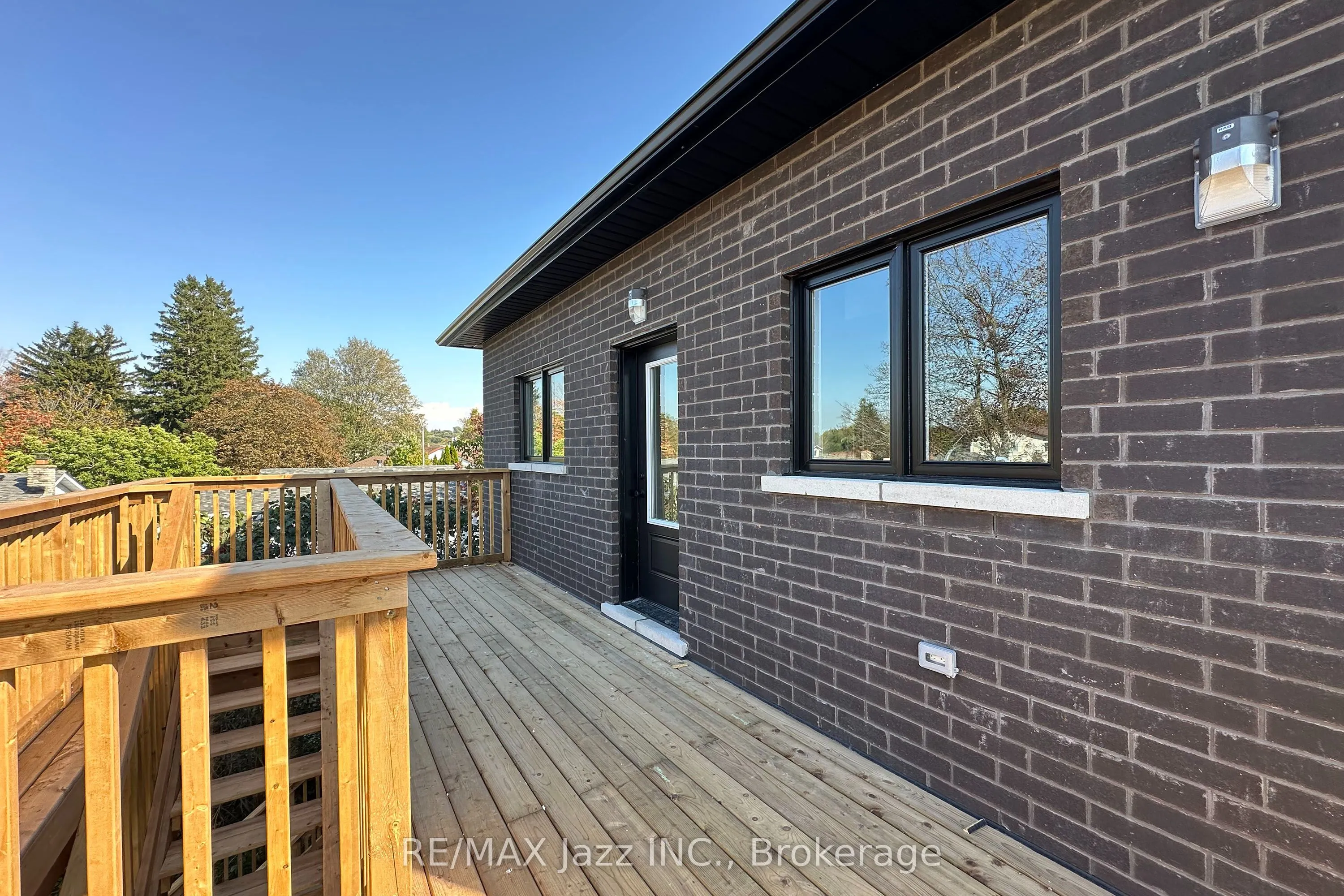 760 Hoskin Avenue #UPPER