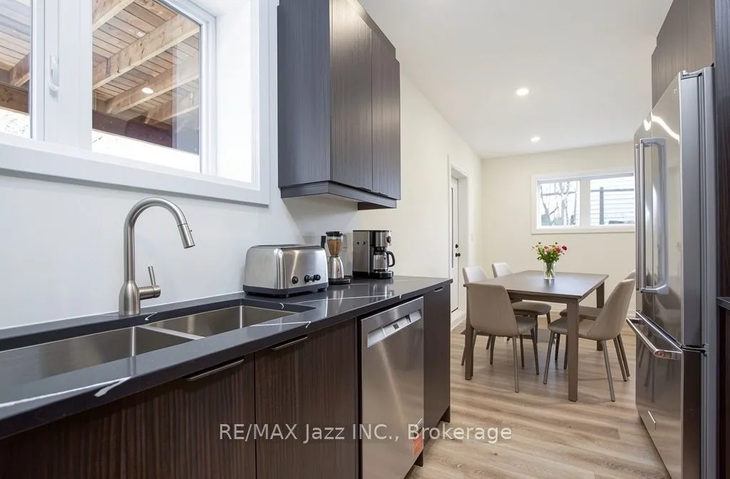 760 Hoskin Avenue #UPPER