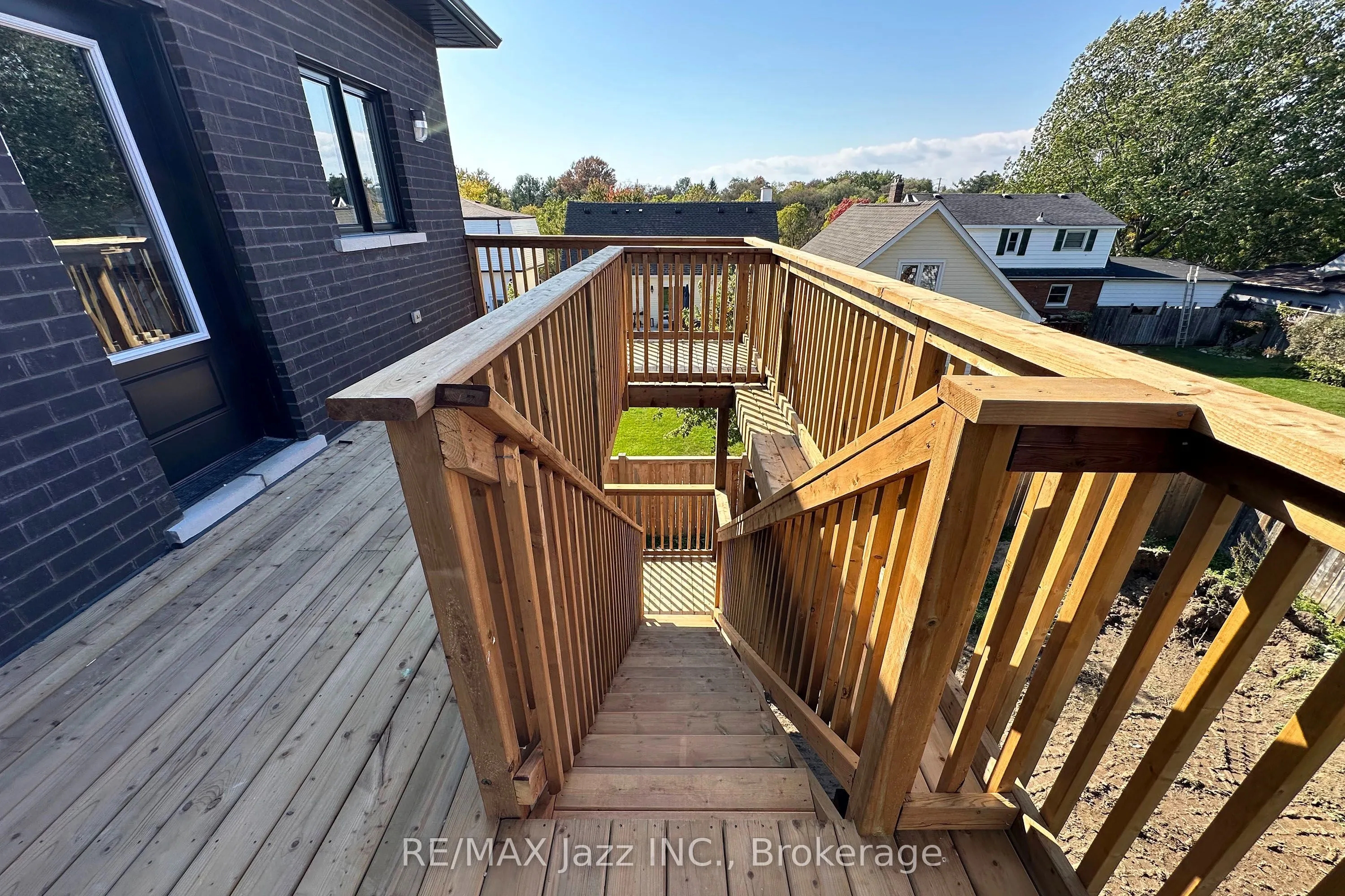 760 Hoskin Avenue #UPPER