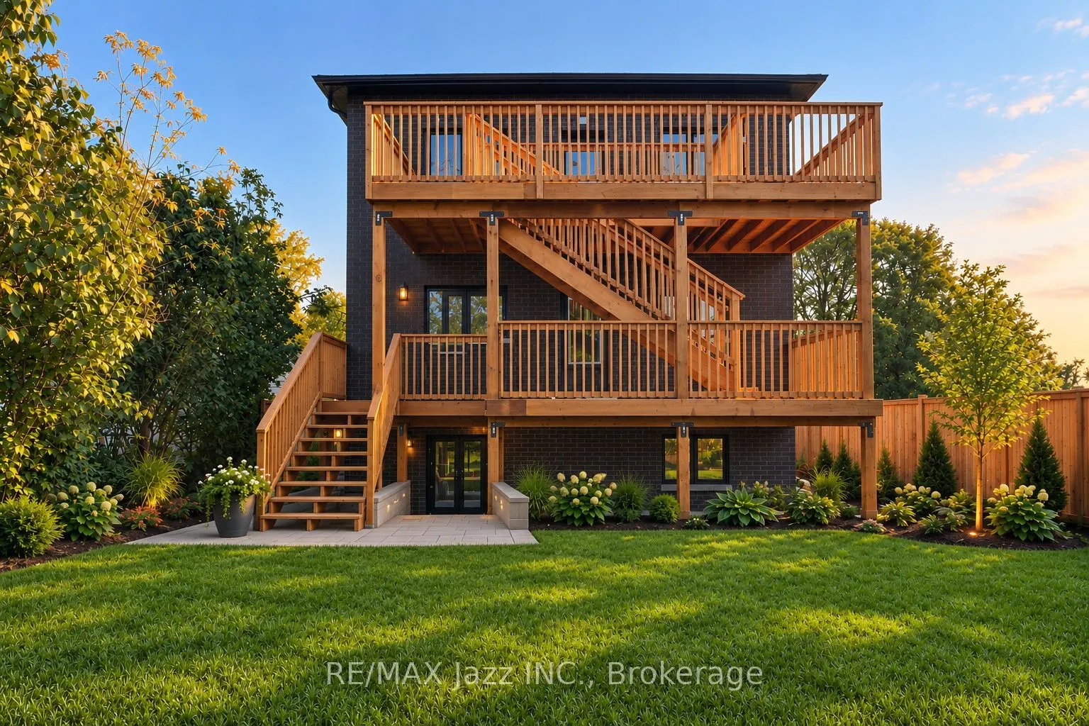 760 Hoskin Avenue #MAIN
