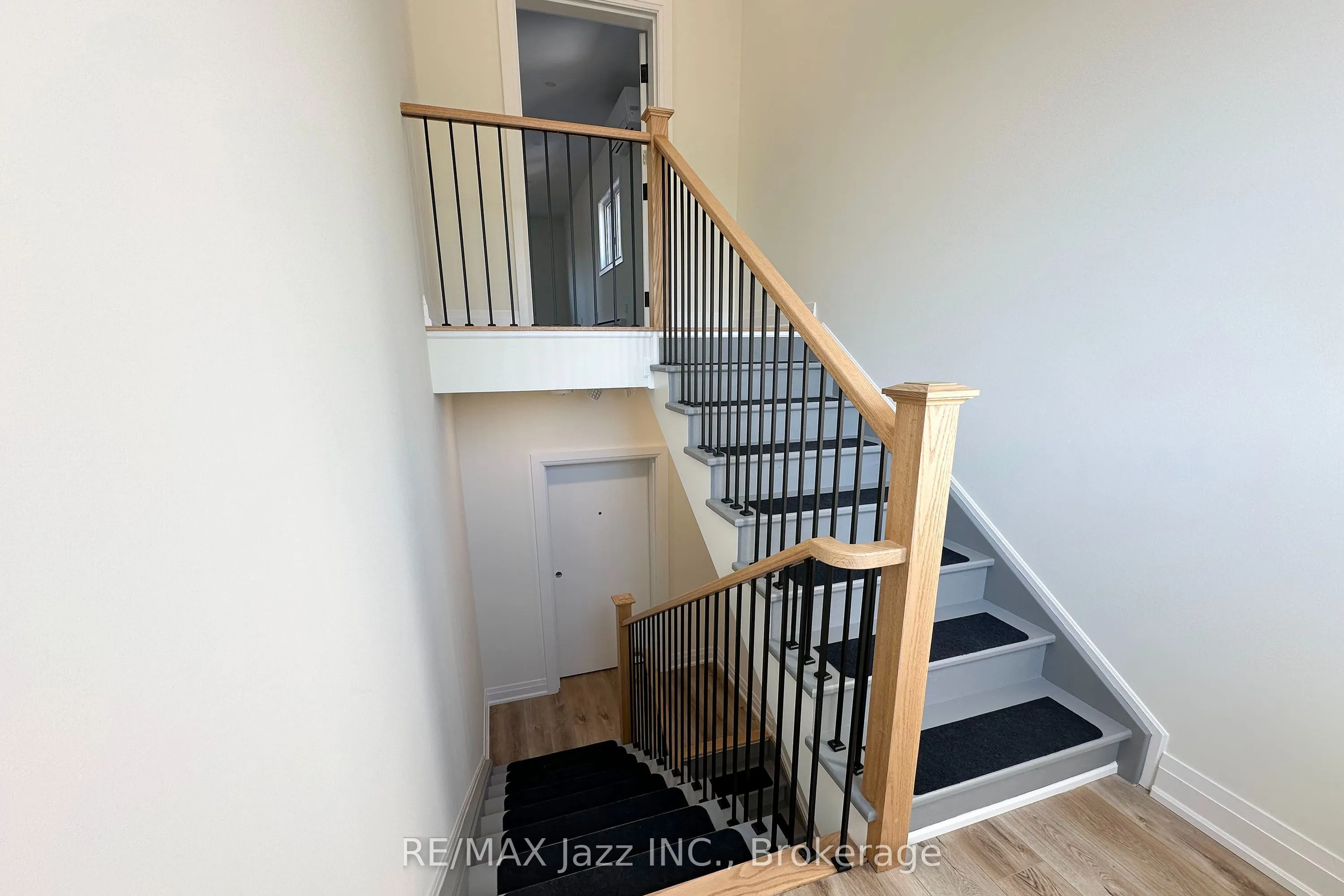 760 Hoskin Avenue #MAIN
