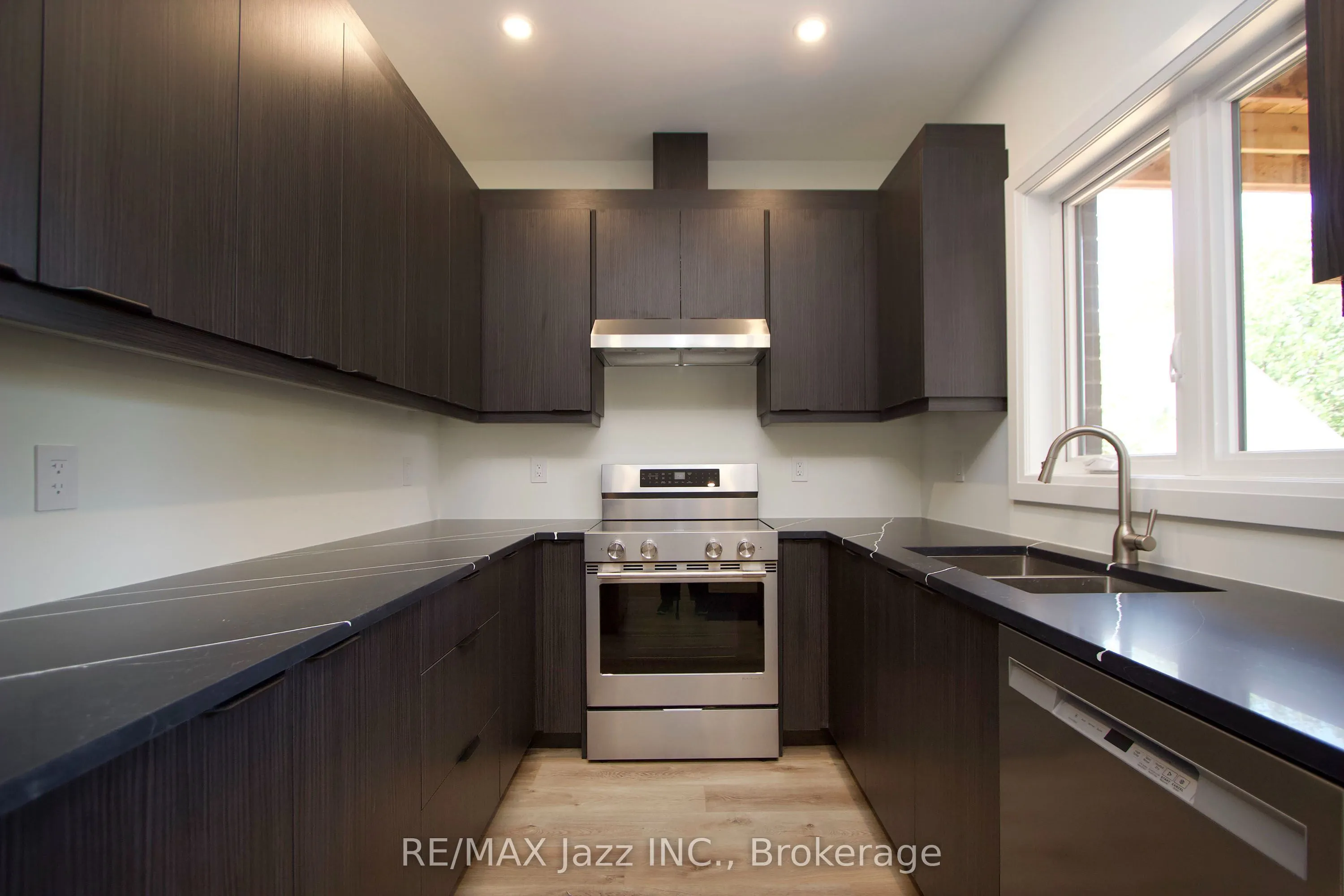 760 Hoskin Avenue #MAIN