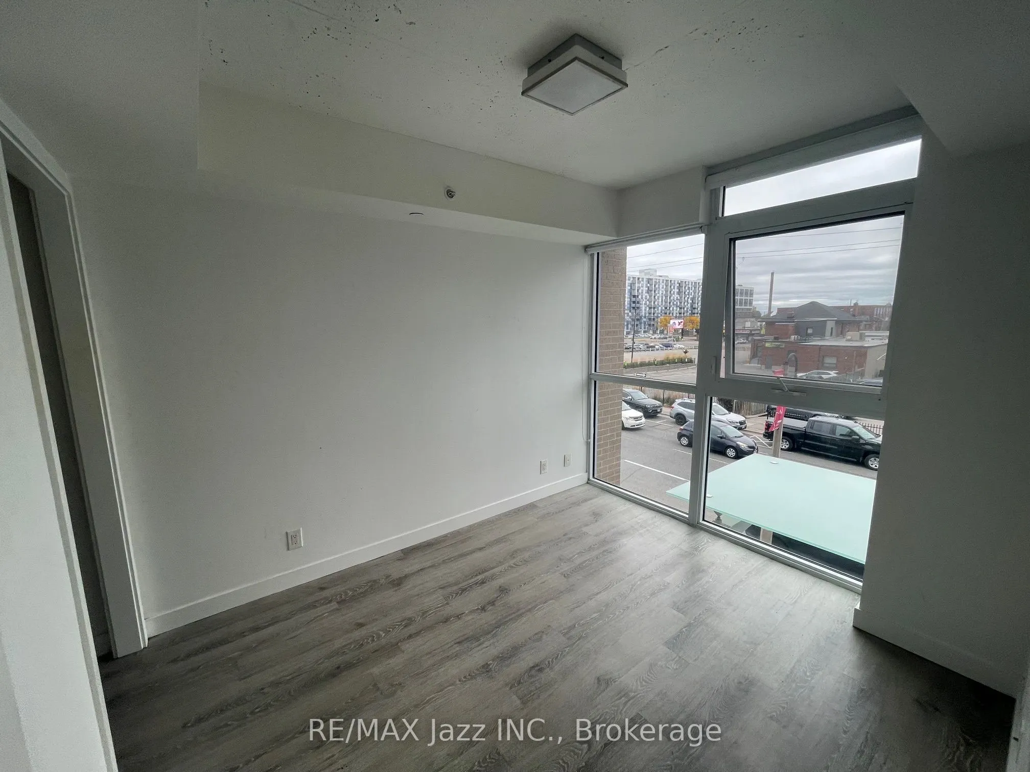 100 Bond Street E #214