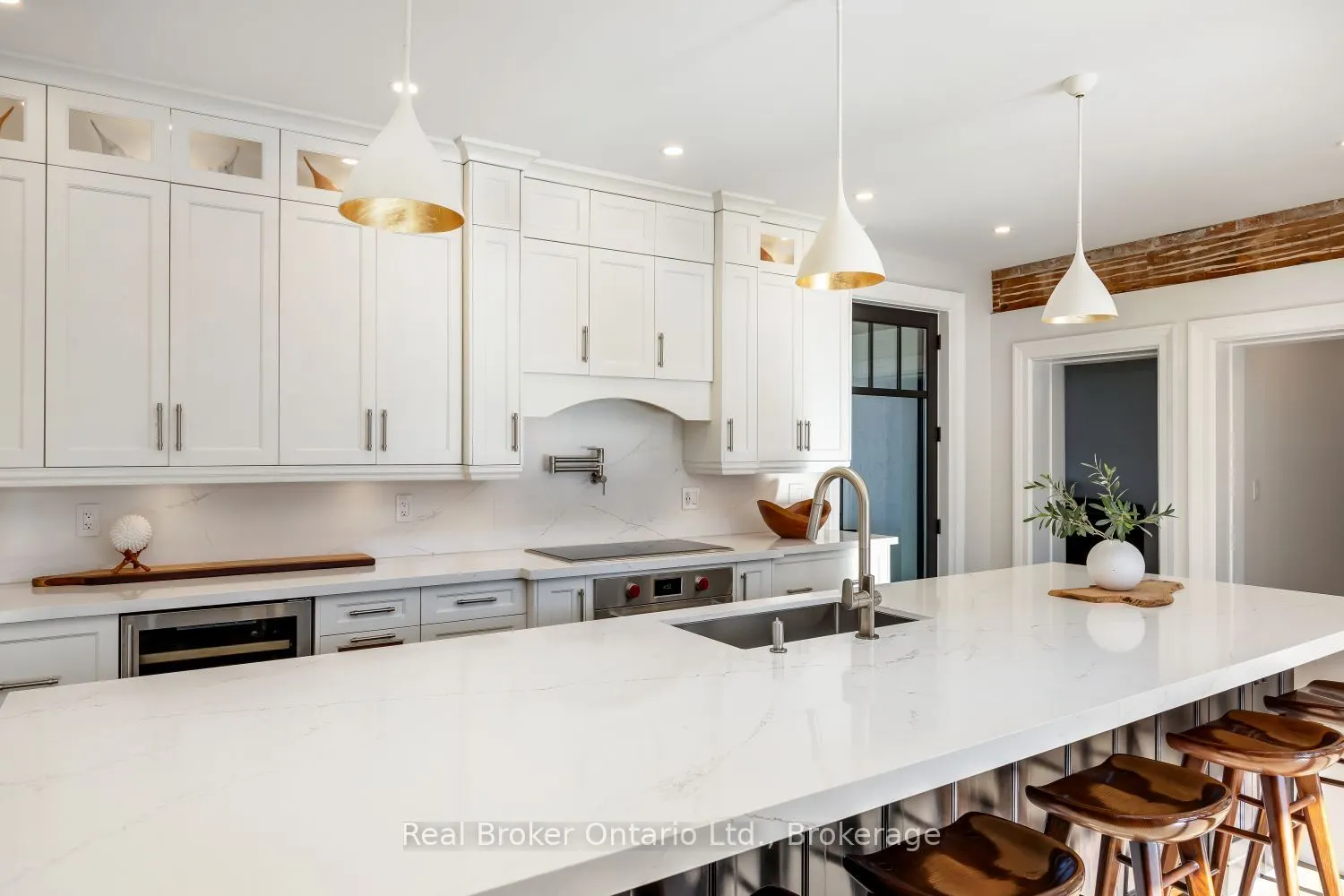 6546 Bethesda Road