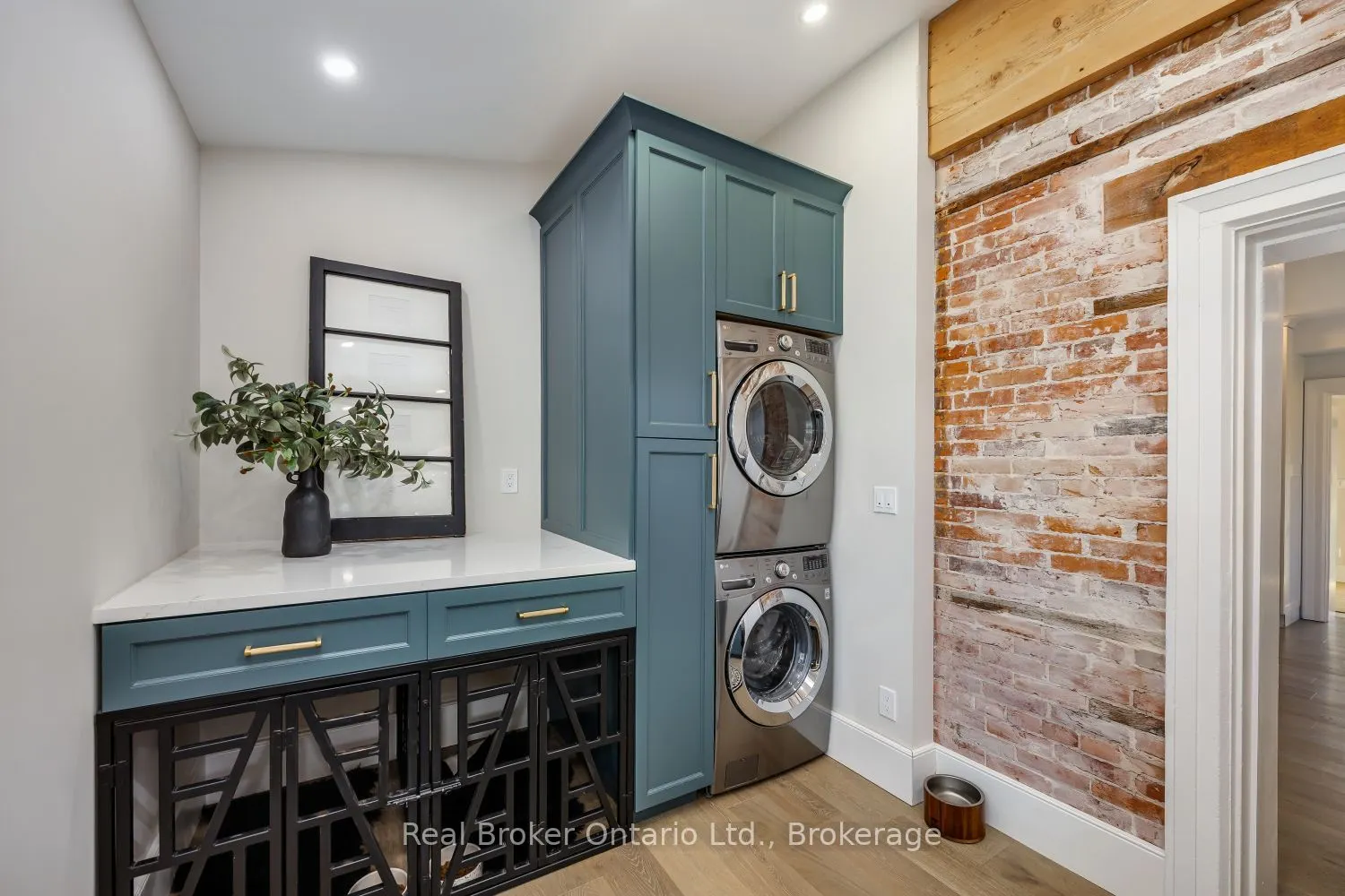 6546 Bethesda Road