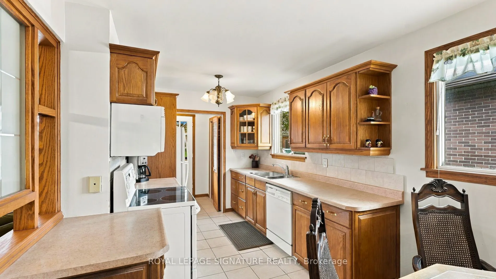 5 Erinlea Crescent