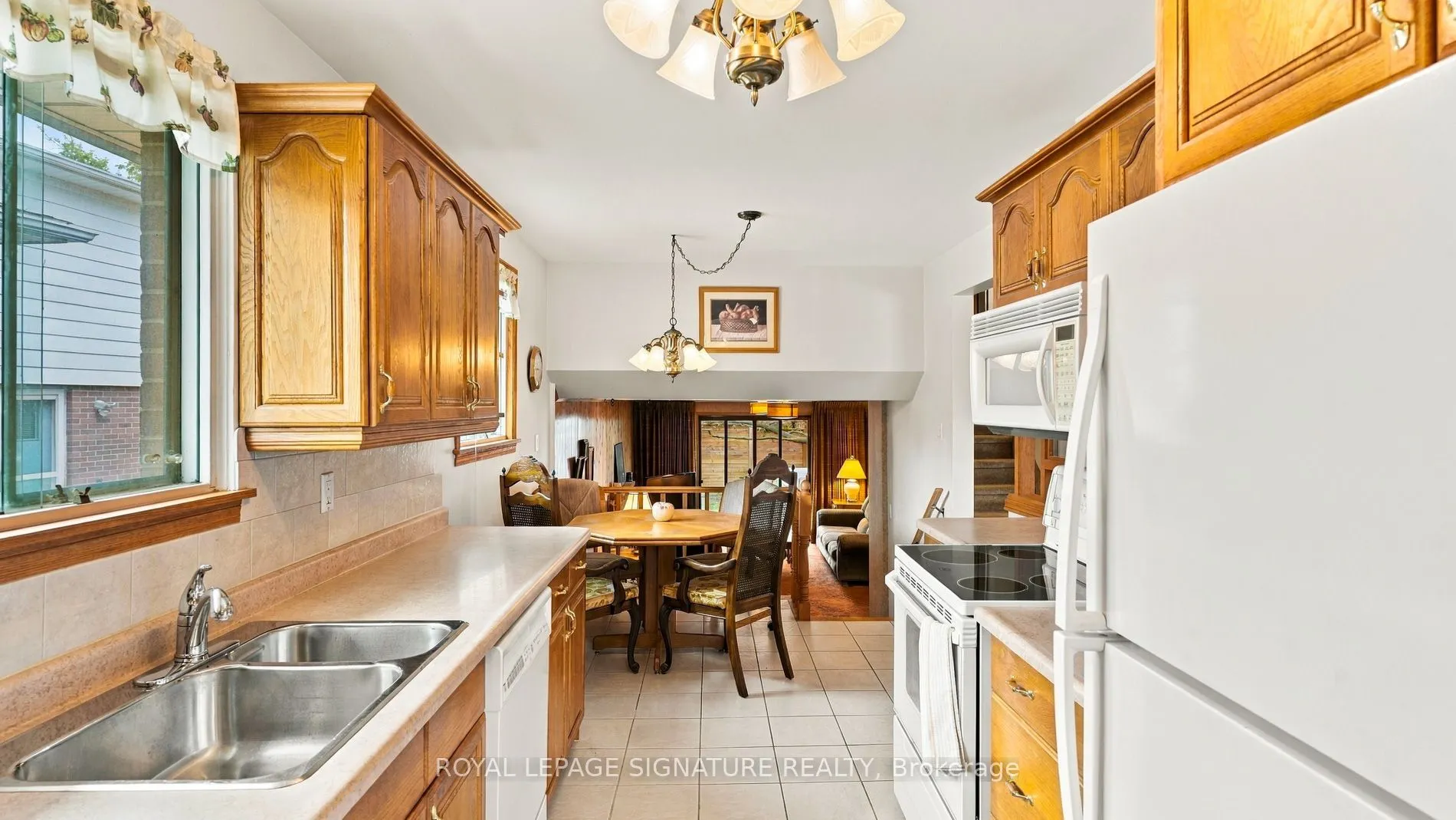 5 Erinlea Crescent