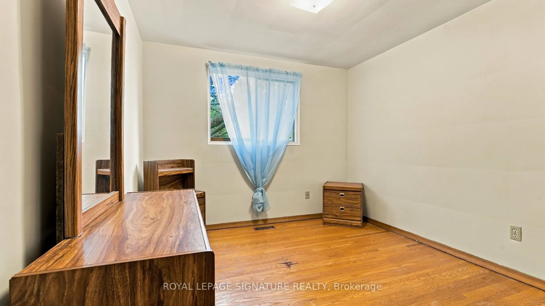 5 Erinlea Crescent