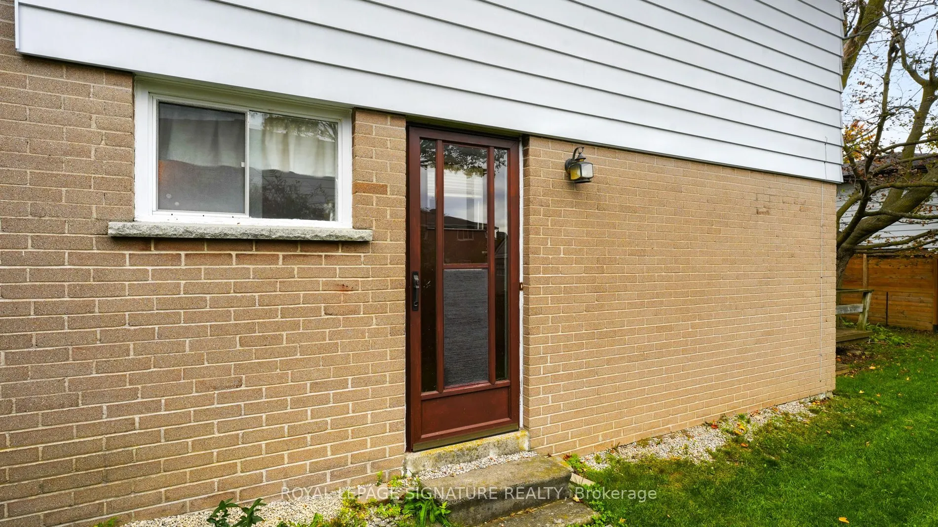 5 Erinlea Crescent
