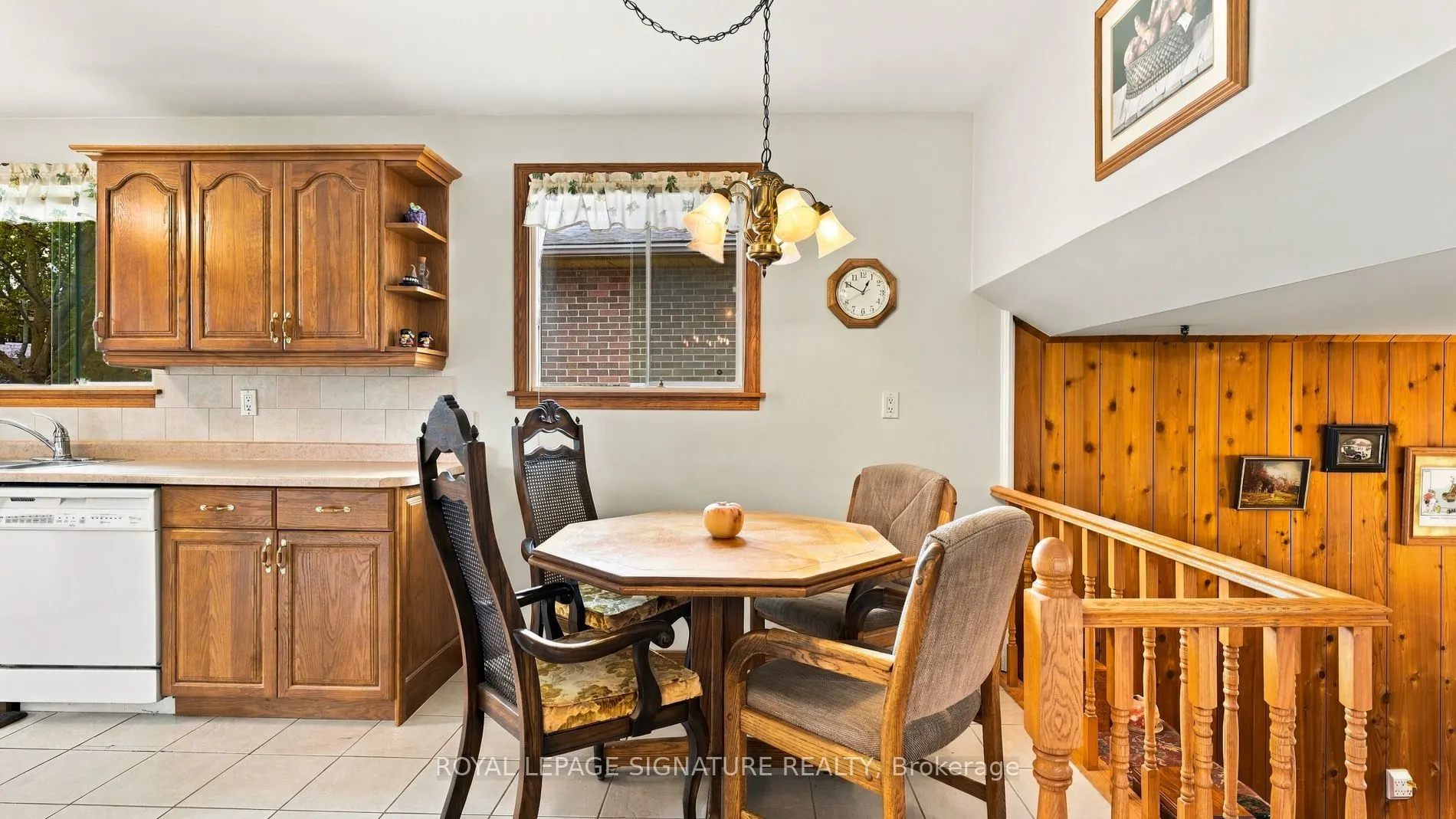 5 Erinlea Crescent