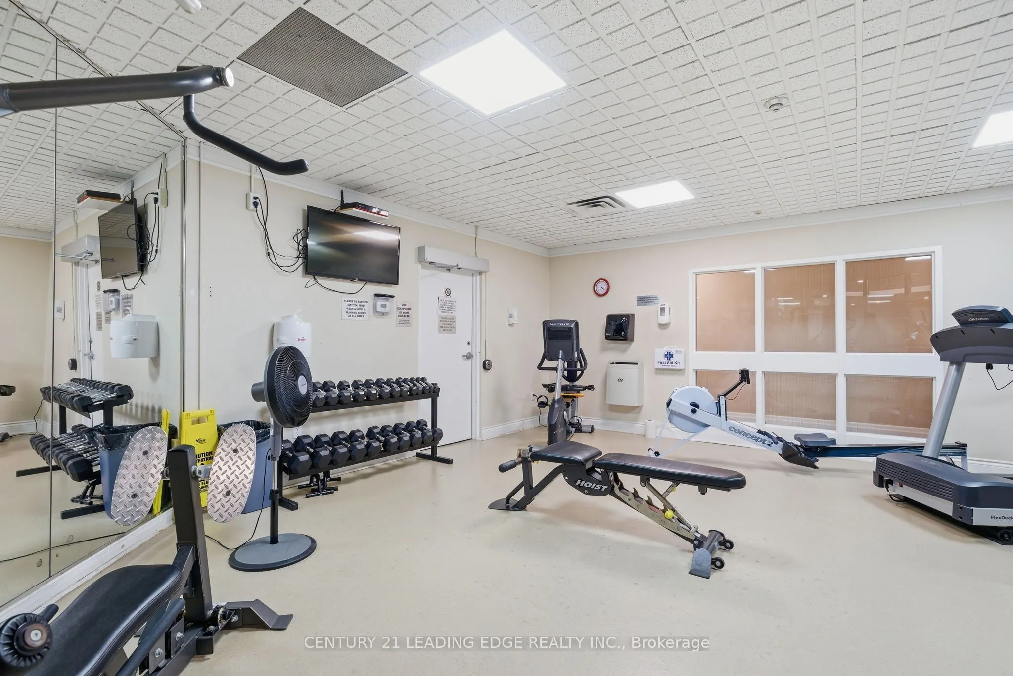 360 Watson Street W #611
