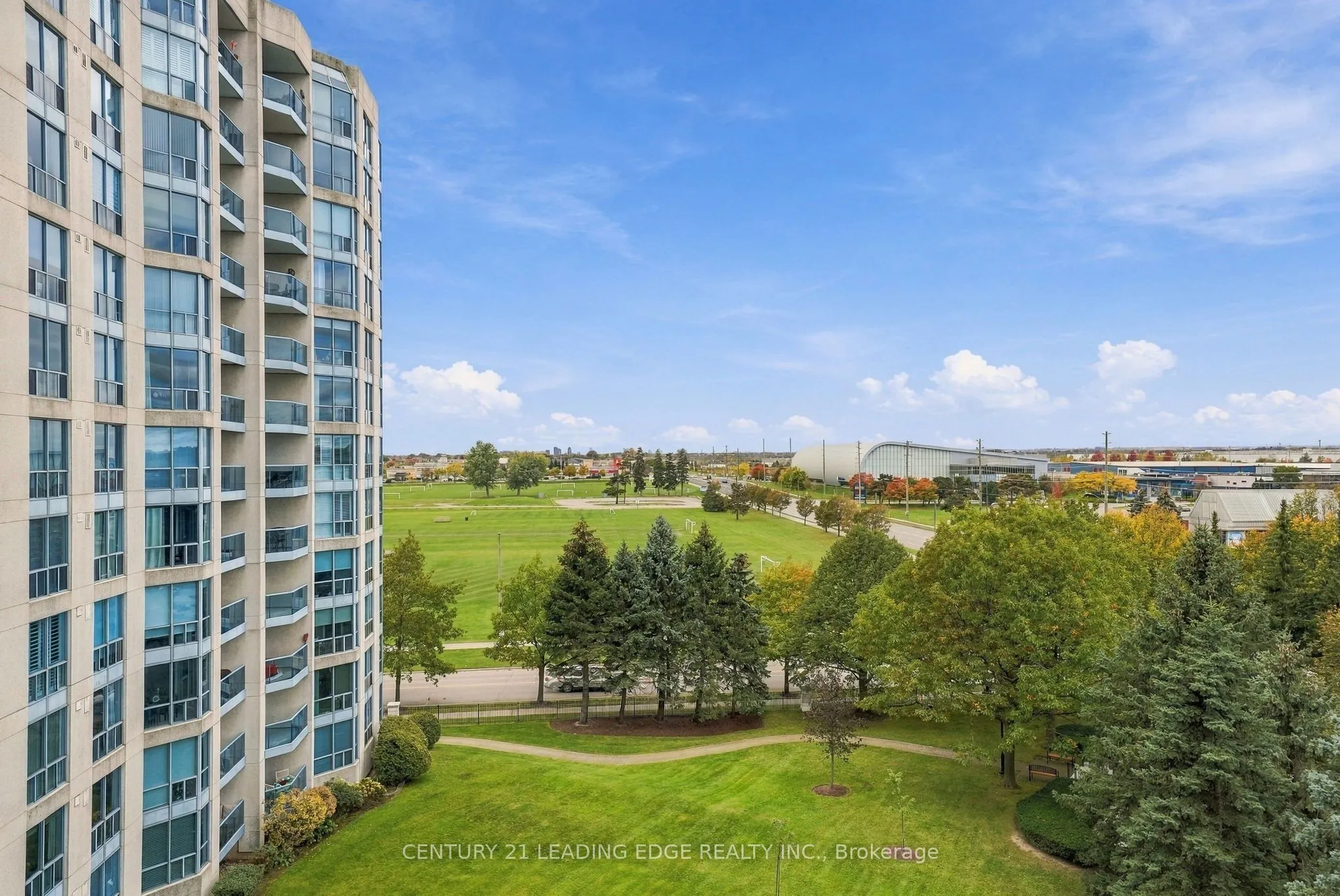 360 Watson Street W #611