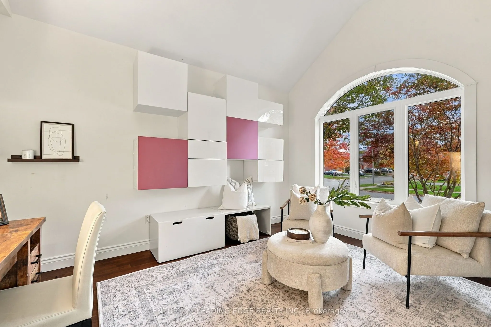 1629 Valley Ridge Crescent