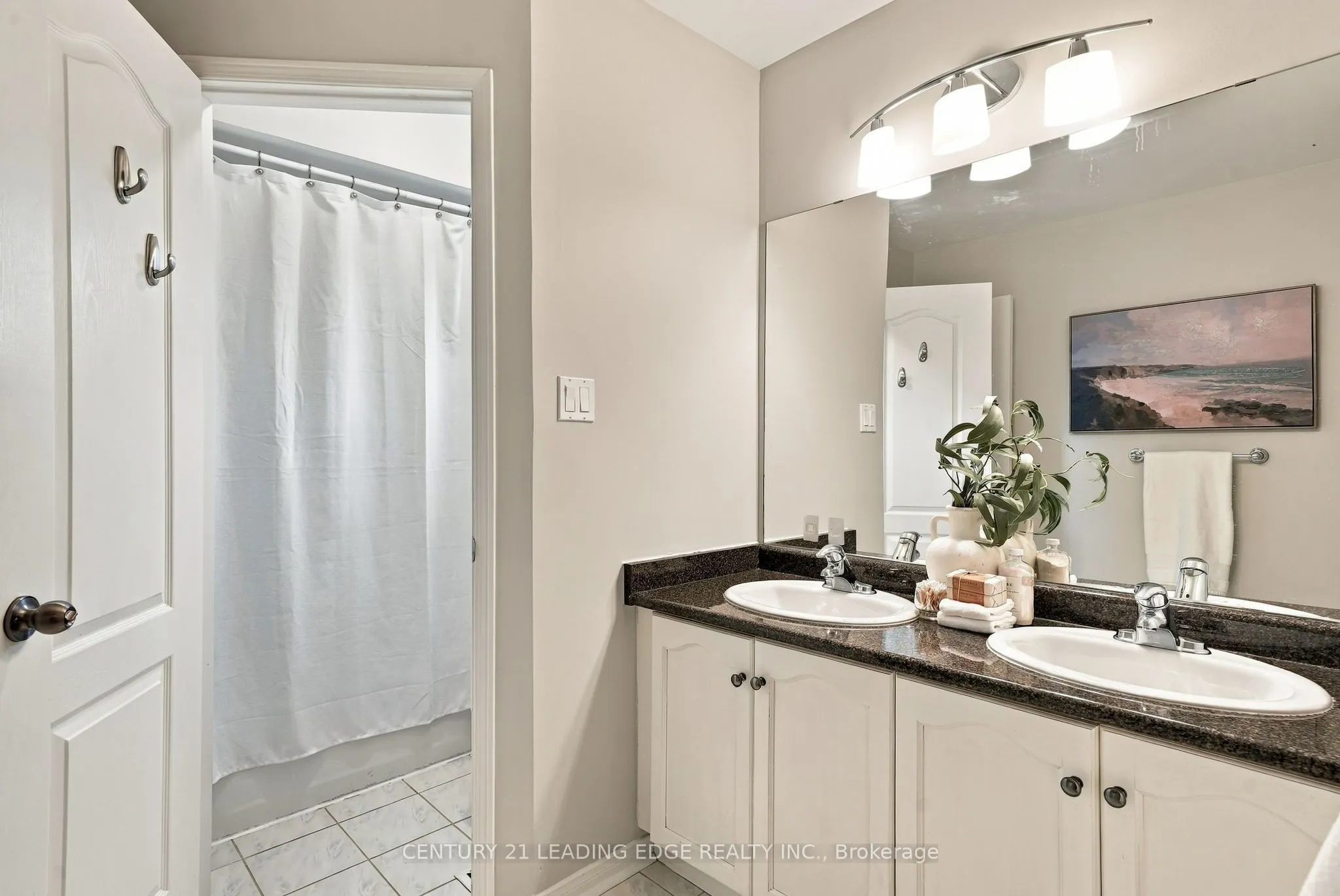 1629 Valley Ridge Crescent