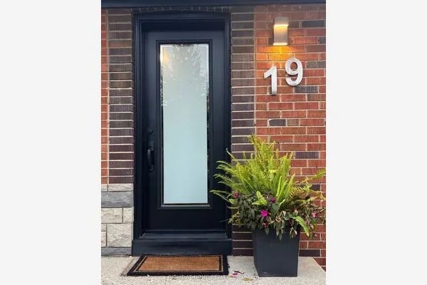 19 Flempton Crescent