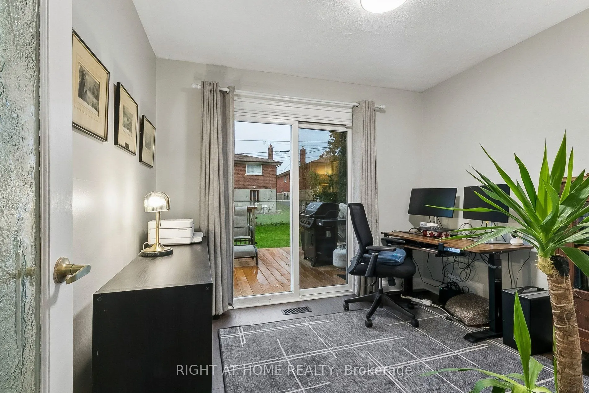19 Flempton Crescent