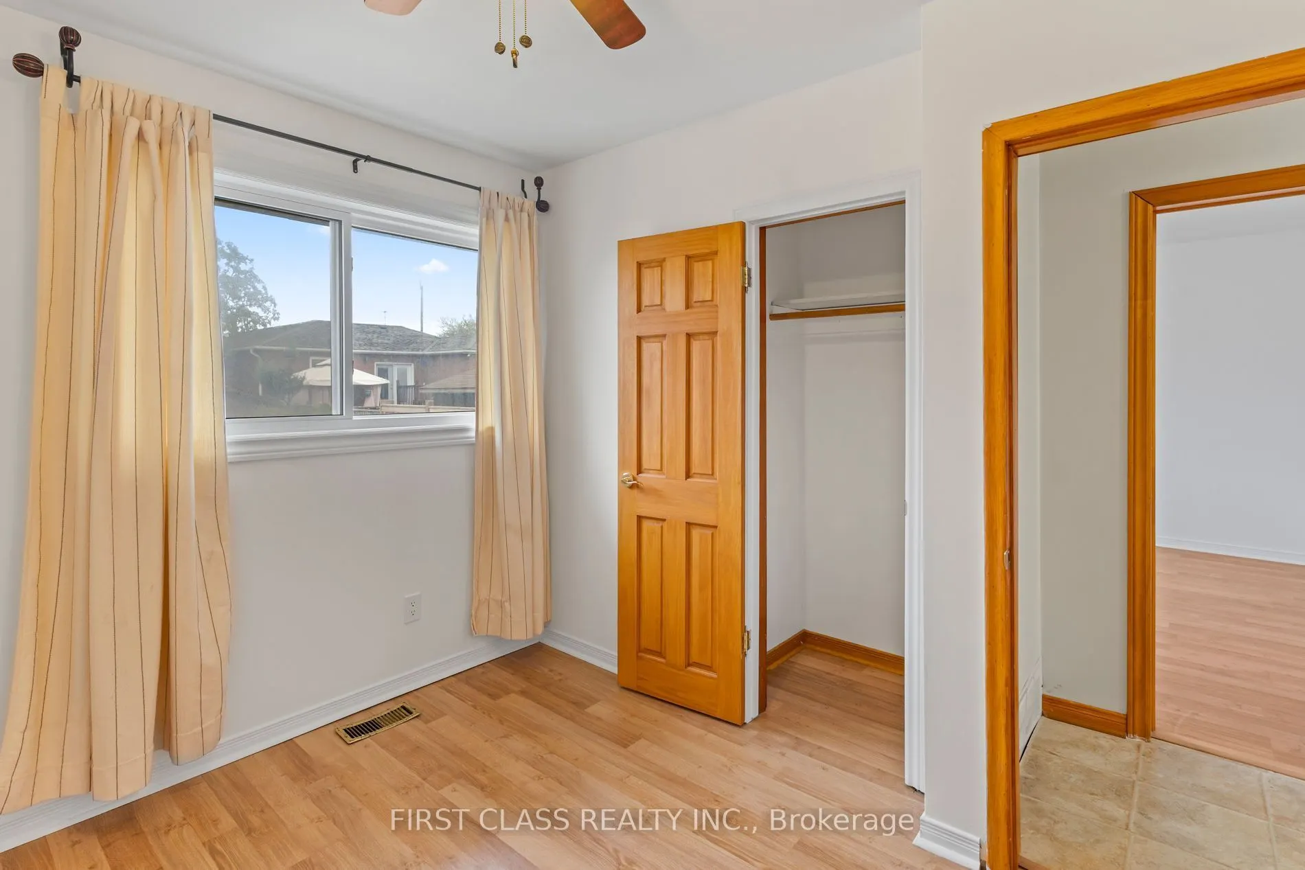 284 Jackson Avenue