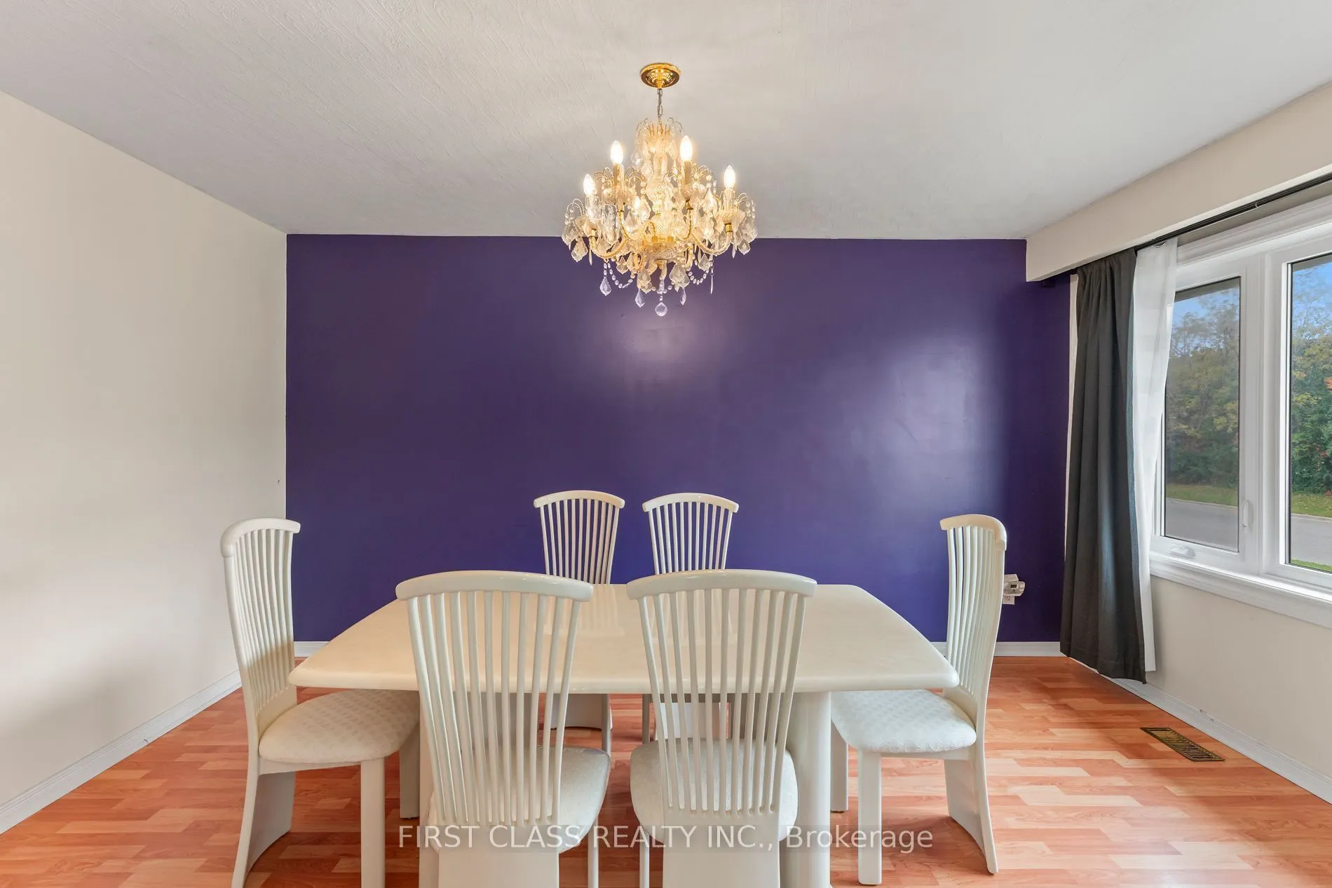 284 Jackson Avenue