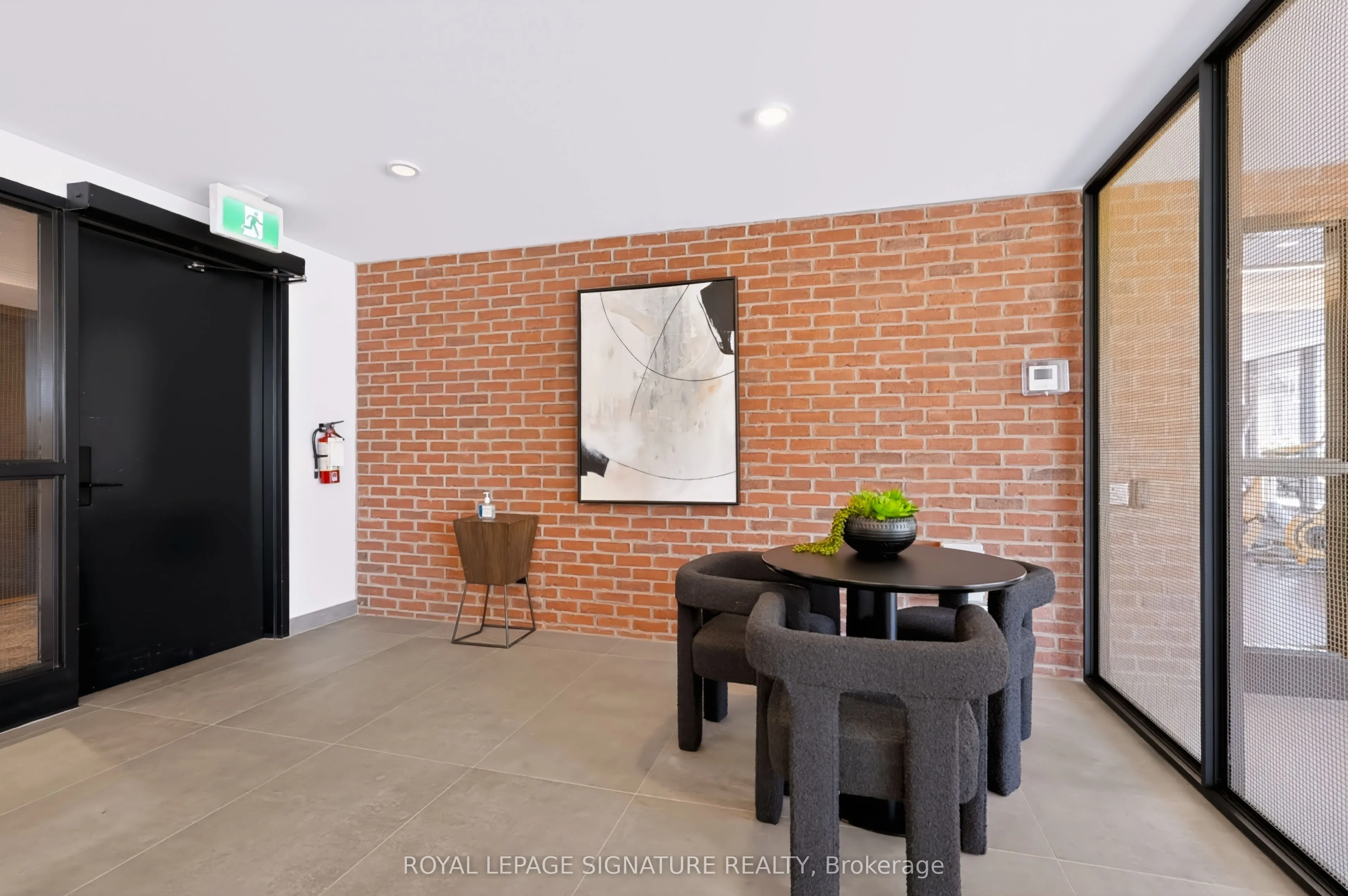 2799 Kingston Road #212