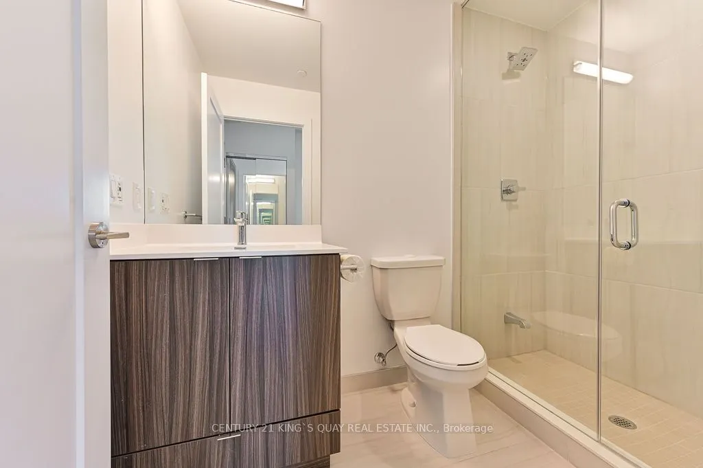 225 Village Green Square #3008