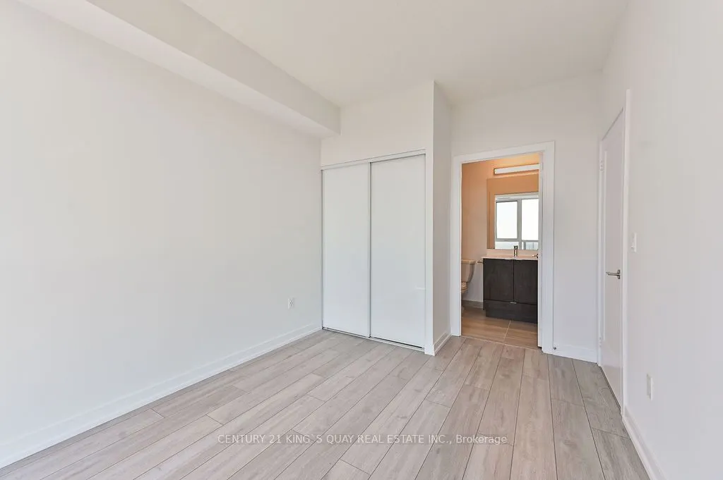 225 Village Green Square #3008