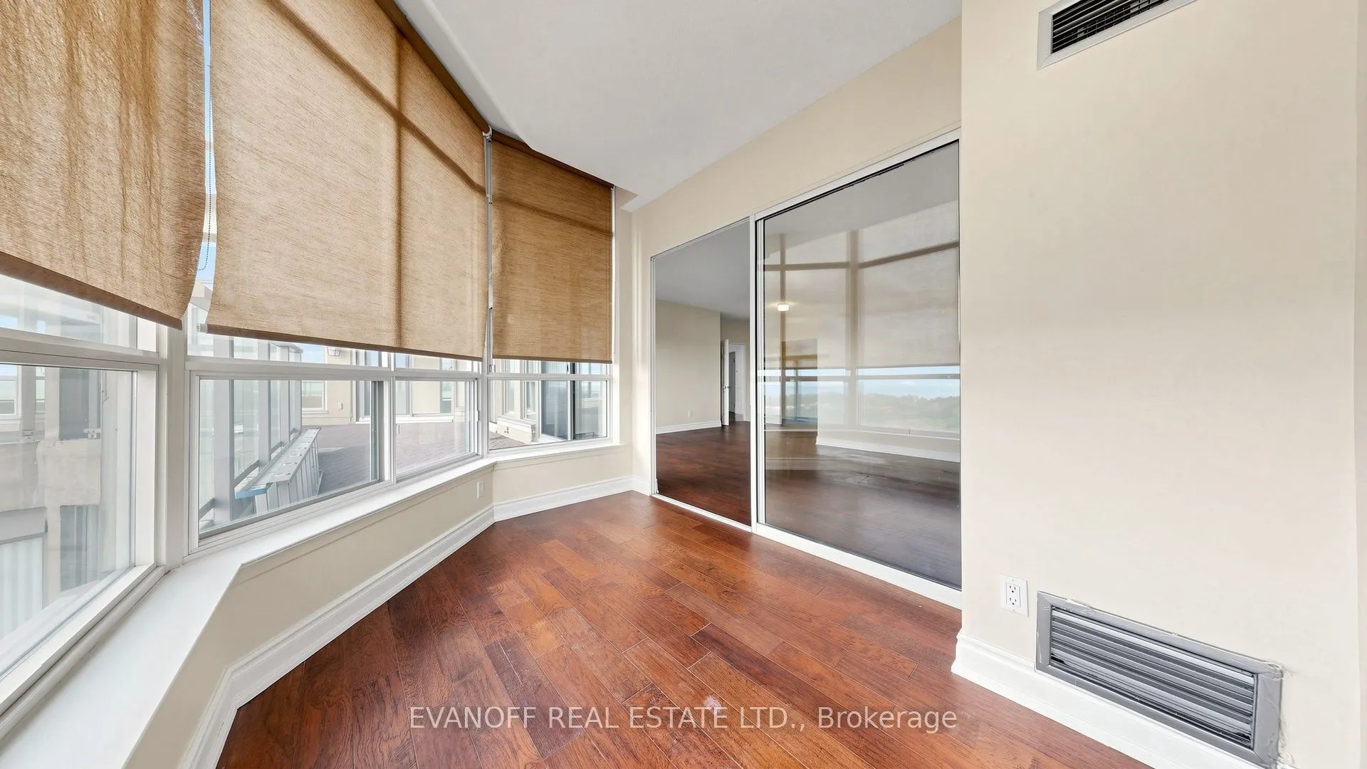 20 Guildwood Parkway #1406
