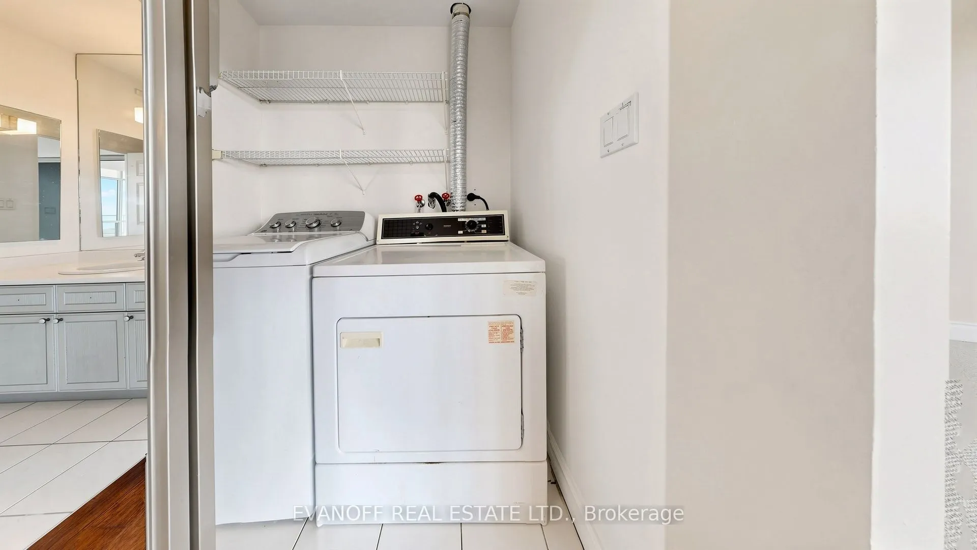 20 Guildwood Parkway #1406