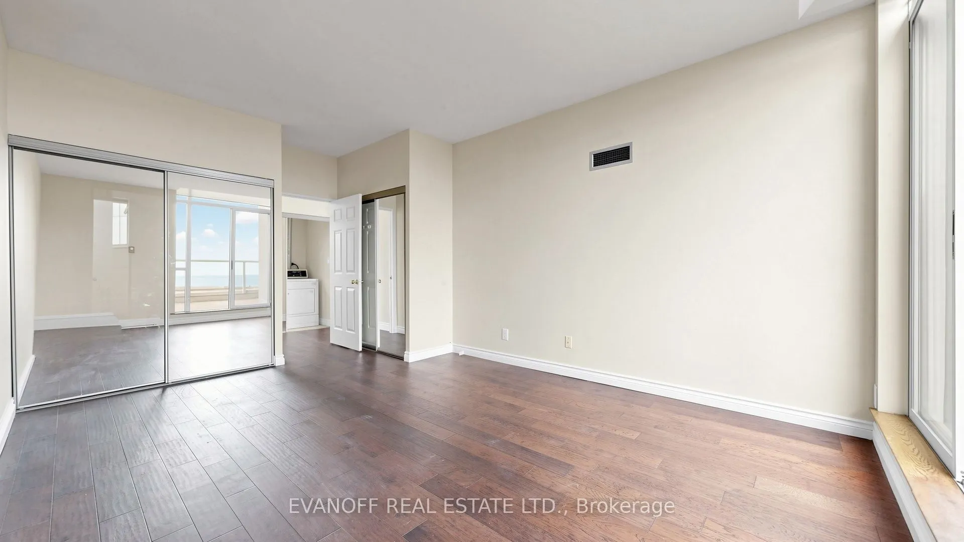 20 Guildwood Parkway #1406