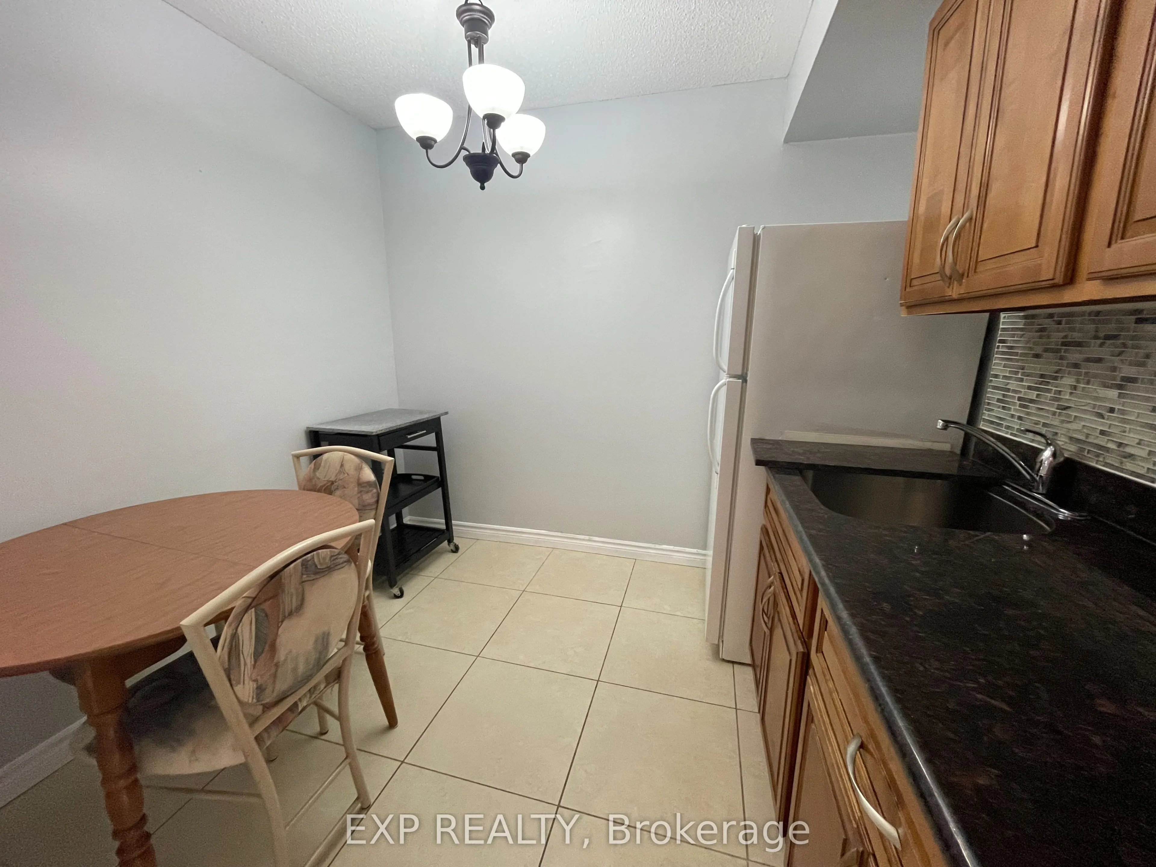94 Heale Avenue #Ground Floor