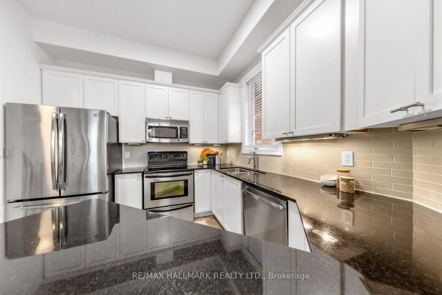 34 Fairhead Mews