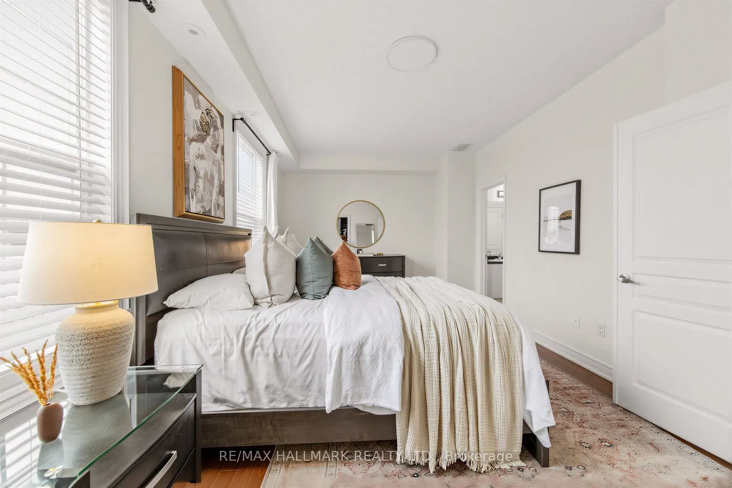 34 Fairhead Mews
