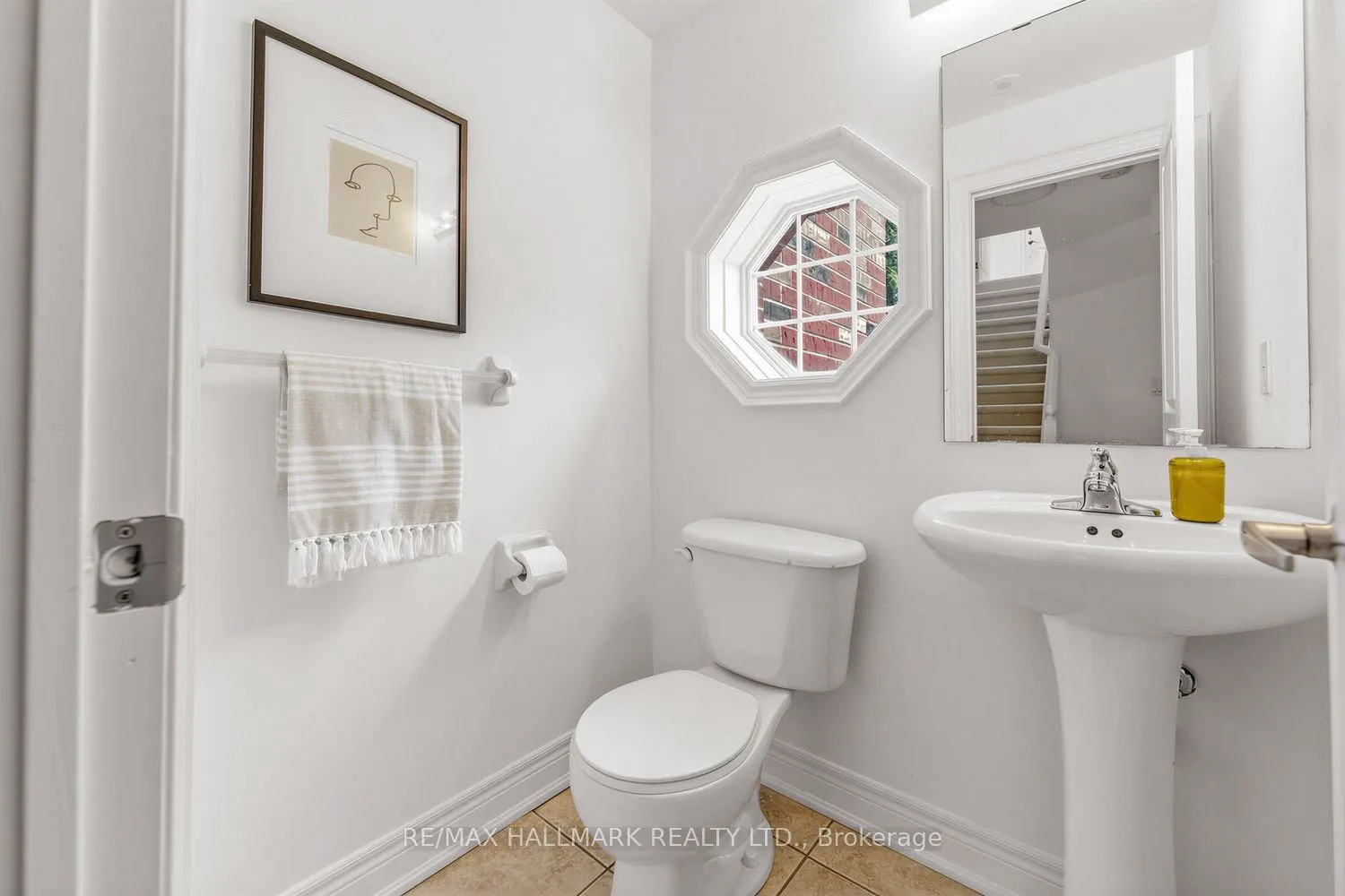 34 Fairhead Mews