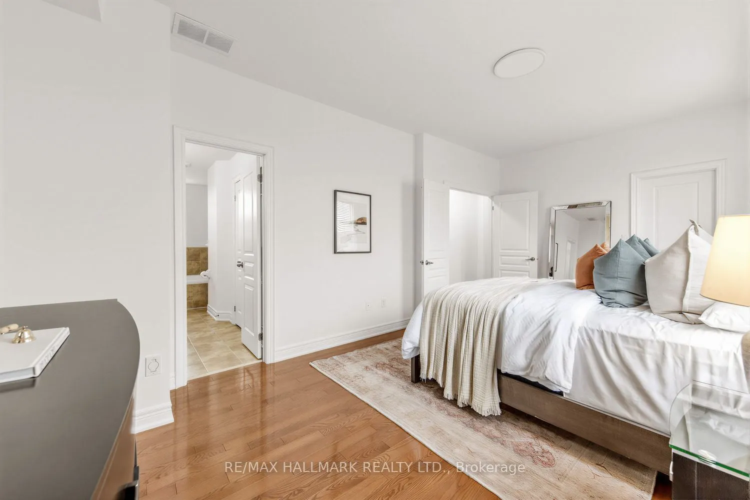 34 Fairhead Mews
