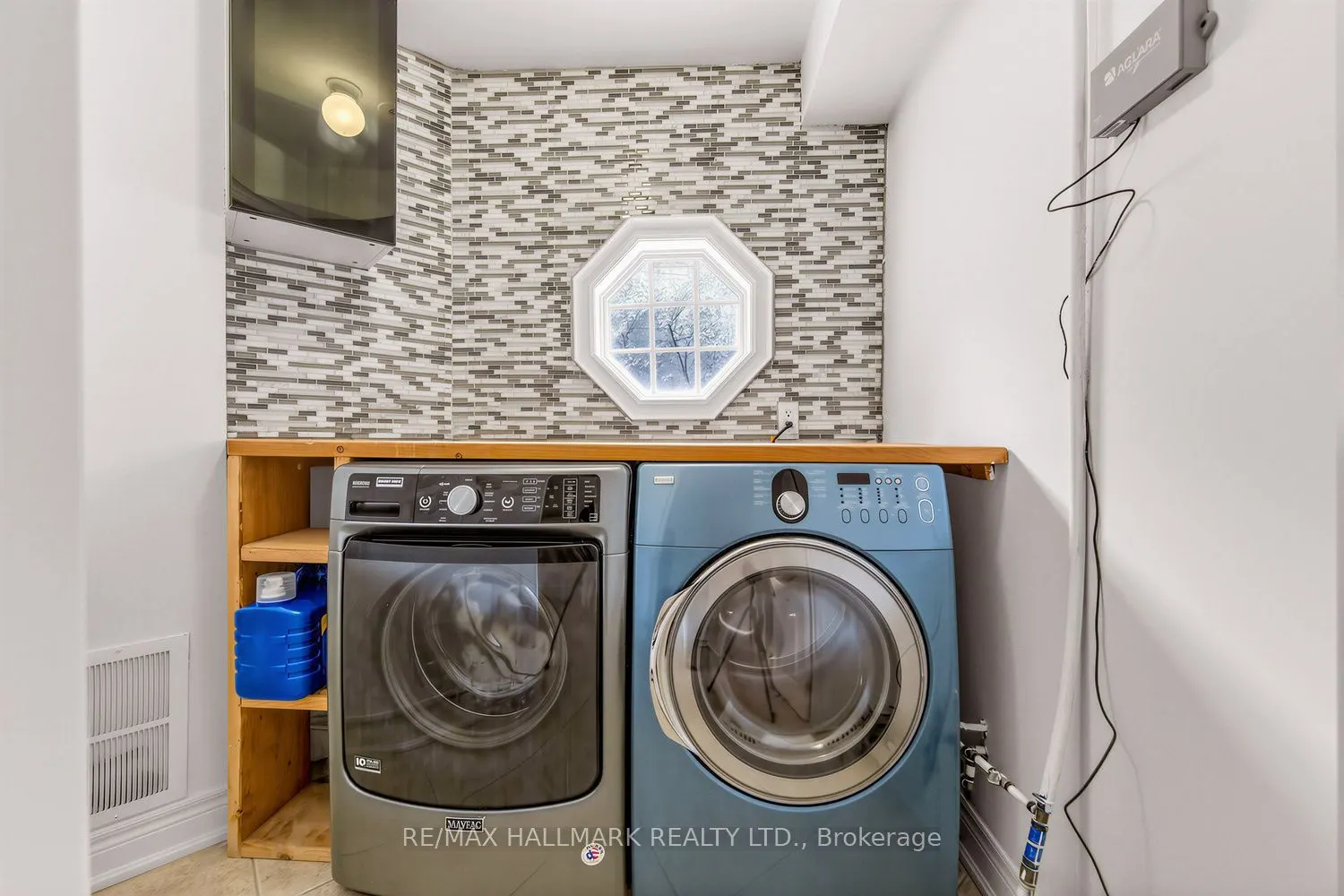 34 Fairhead Mews