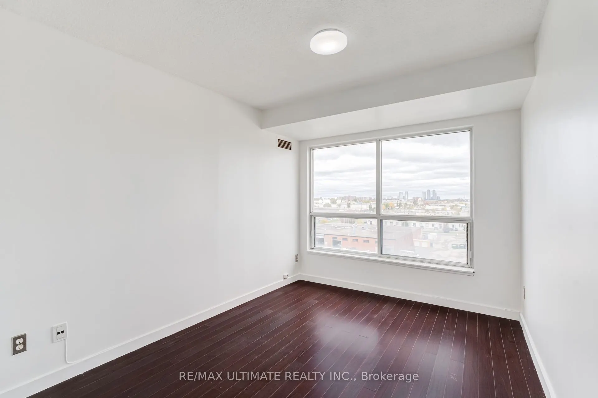 1470 Midland Avenue #601