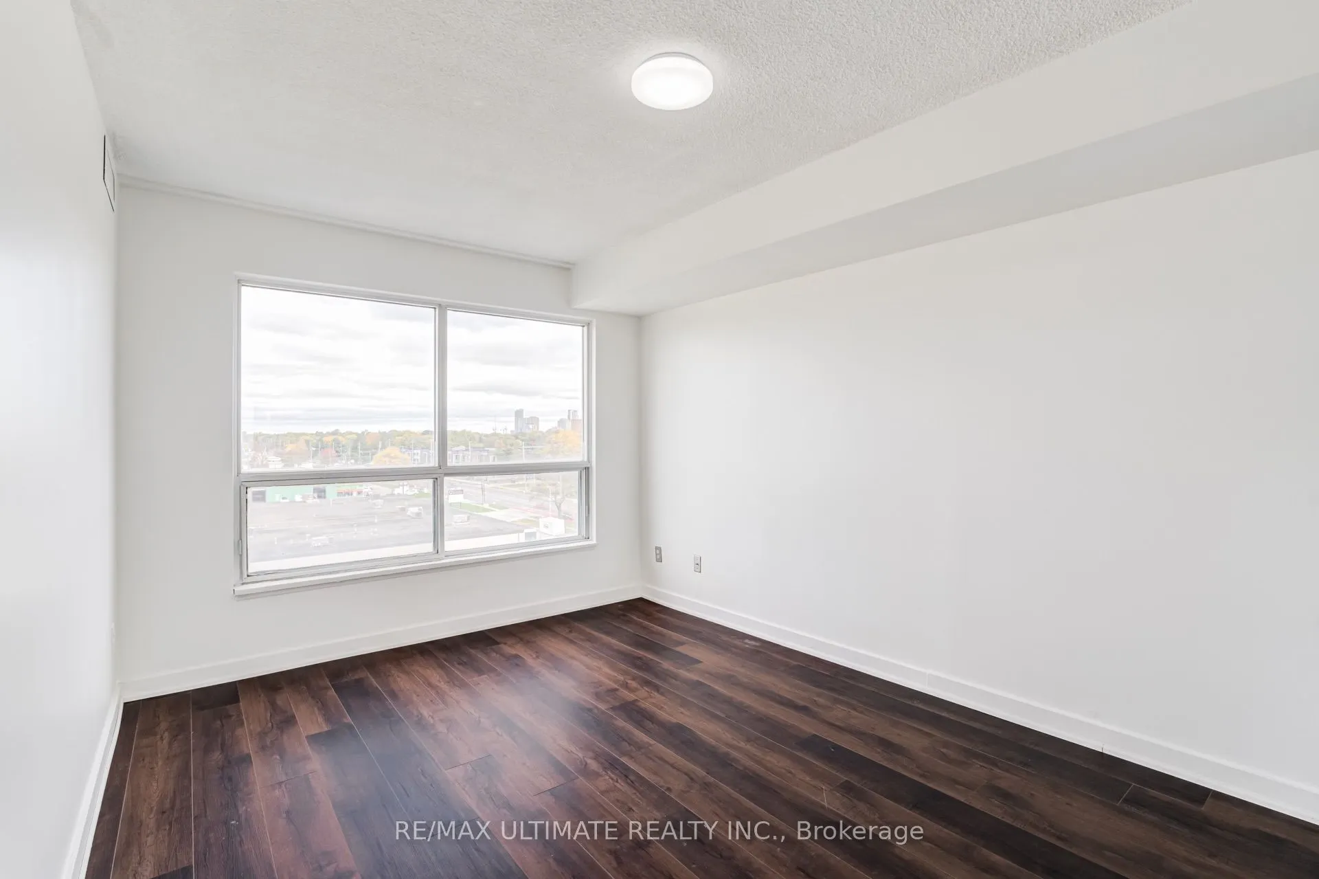 1470 Midland Avenue #601